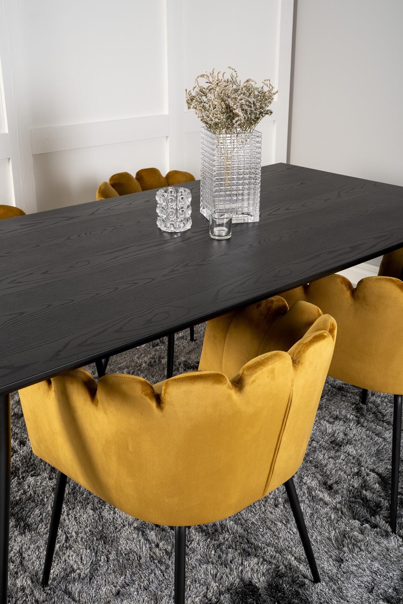 Dipp Esszimmerset + Limhamn 180cm/4St. in Schwarz Gelb präsentiert im Onlineshop von KAQTU Design AG. Esszimmerset ist von Venture Home