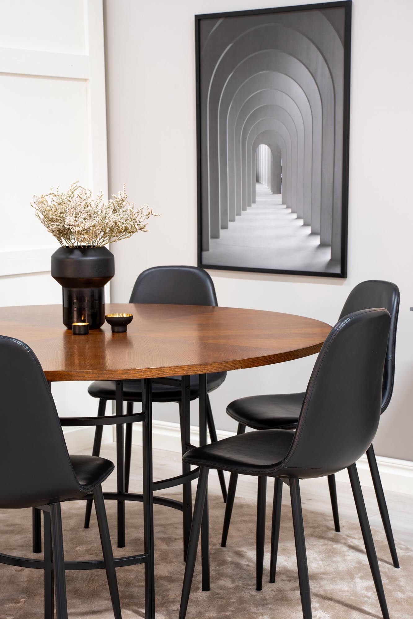 Elegantes Esszimmerset Copenhagen für stilvolle Dinnerabende.