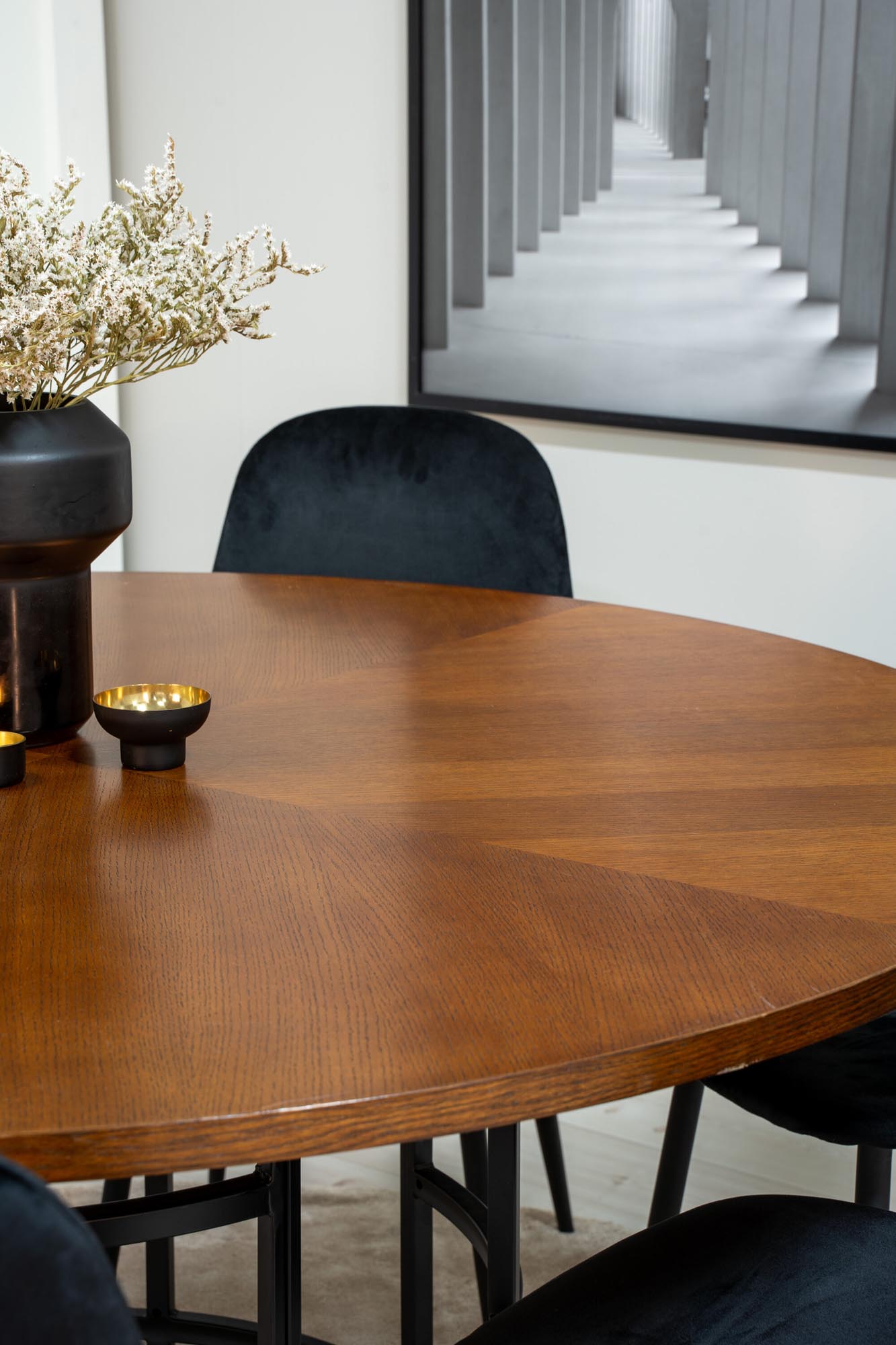 Modernes Esszimmerset Copenhagen + Polar für gesellige Runden.