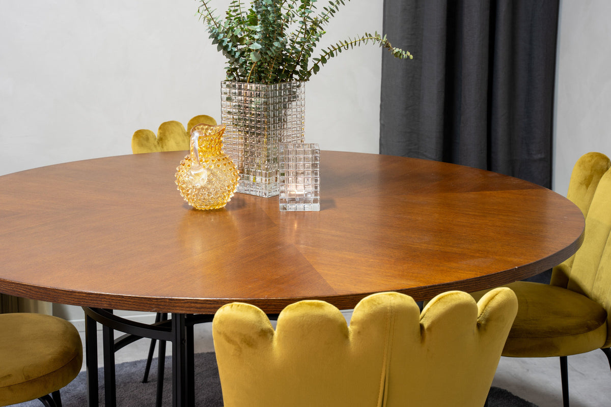 Esszimmerset Copenhagen + Limhamn Light ⌀140cm/4St. in Schwarz / Gelb präsentiert im Onlineshop von KAQTU Design AG. Esszimmerset ist von Venture Home