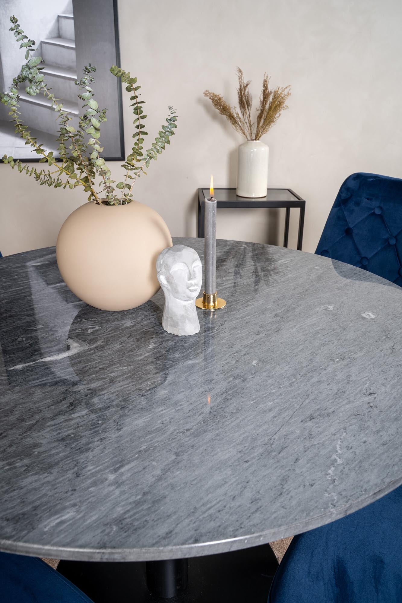 Estelle Esszimmerset + Velvet Deluxe ⌀106cm/4St. in Blau, Gold präsentiert im Onlineshop von KAQTU Design AG. Esszimmerset ist von Venture Home
