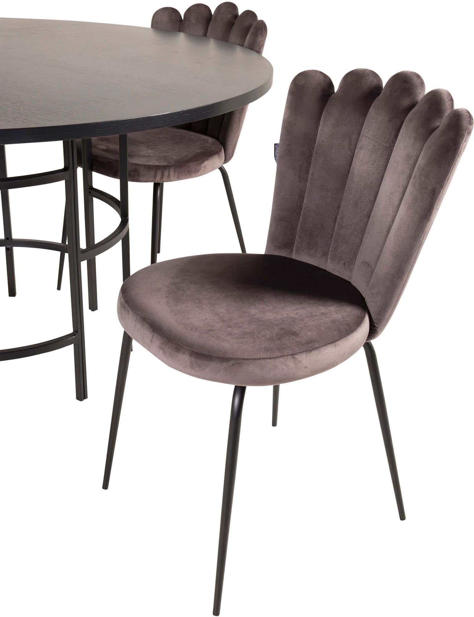 Modernes Esszimmerset für stilvolle Dinner im skandinavischen Stil.