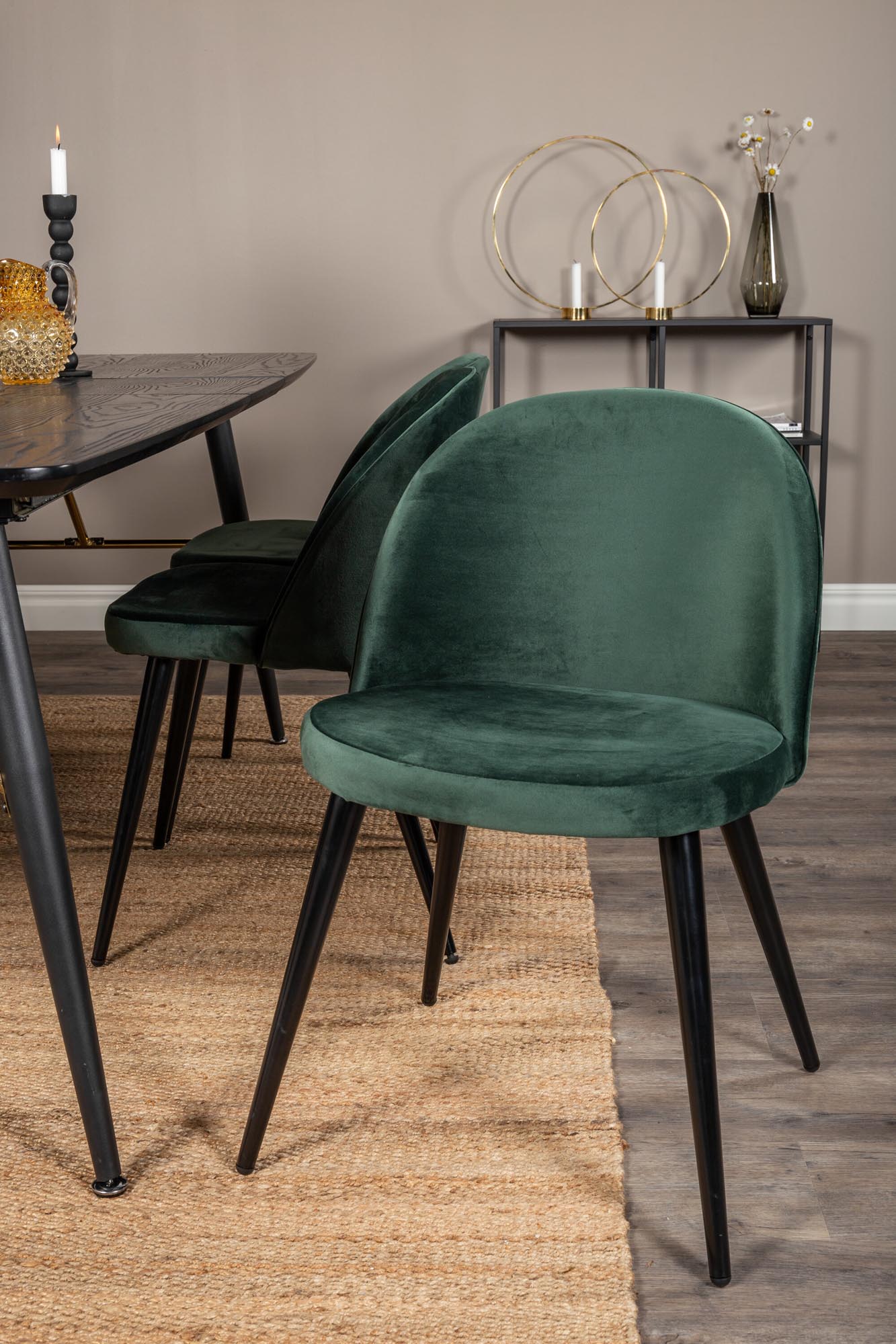Gold Esszimmerset ausziehbar + Velvet 180cm/6St. in Schwarz Grün präsentiert im Onlineshop von KAQTU Design AG. Esszimmerset ist von Venture Home