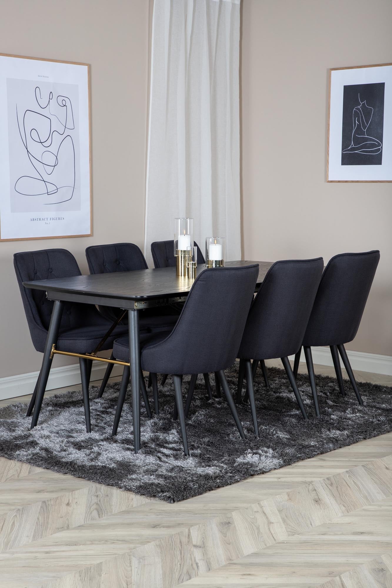 Elegantes Esszimmerset in Gold mit ausziehbarem Tisch (180 cm) und bequemen Velvet-Stühlen für stilvolle Dinner und gesellige Runden.