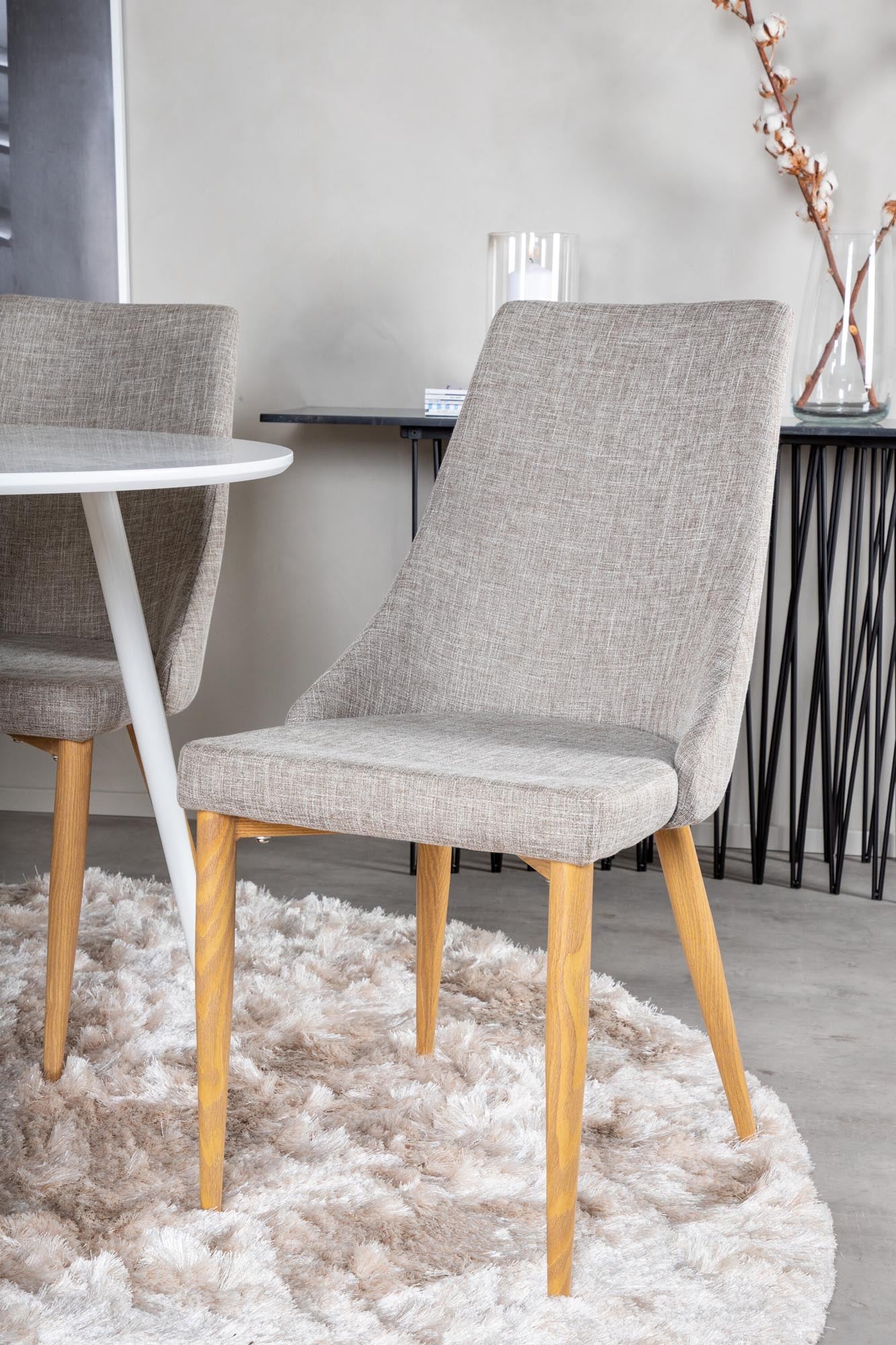 Stilvolles Esszimmerset Plaza + Leone, 100cm, 4 Stühle, Venture Home.