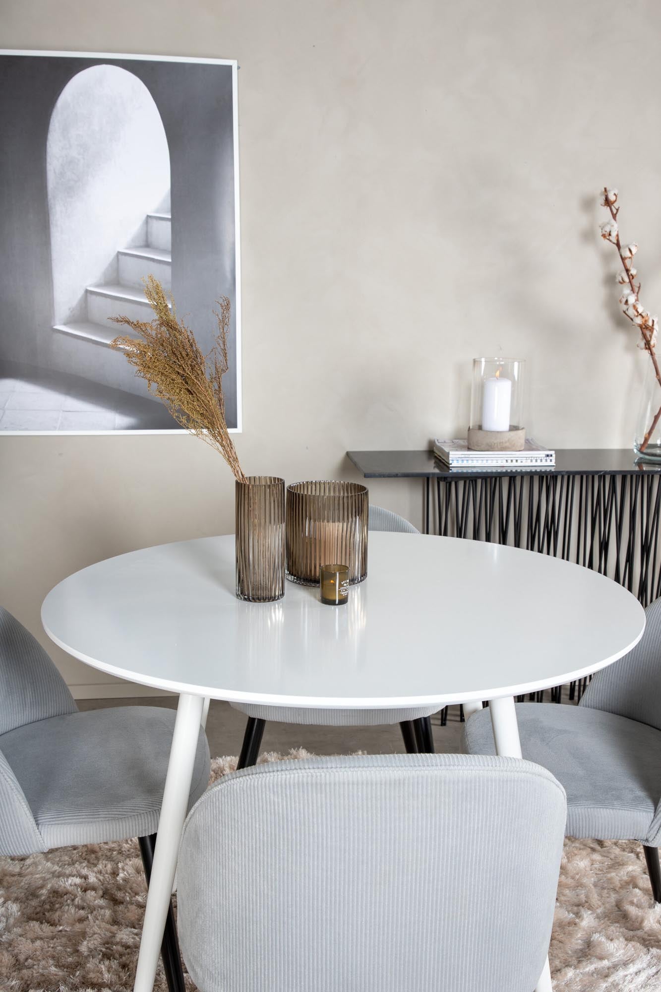 Plaza Esszimerset + Velvet ⌀100cm/4St. in Weiss / Schwarzgrau präsentiert im Onlineshop von KAQTU Design AG. Esszimmerset ist von Venture Home