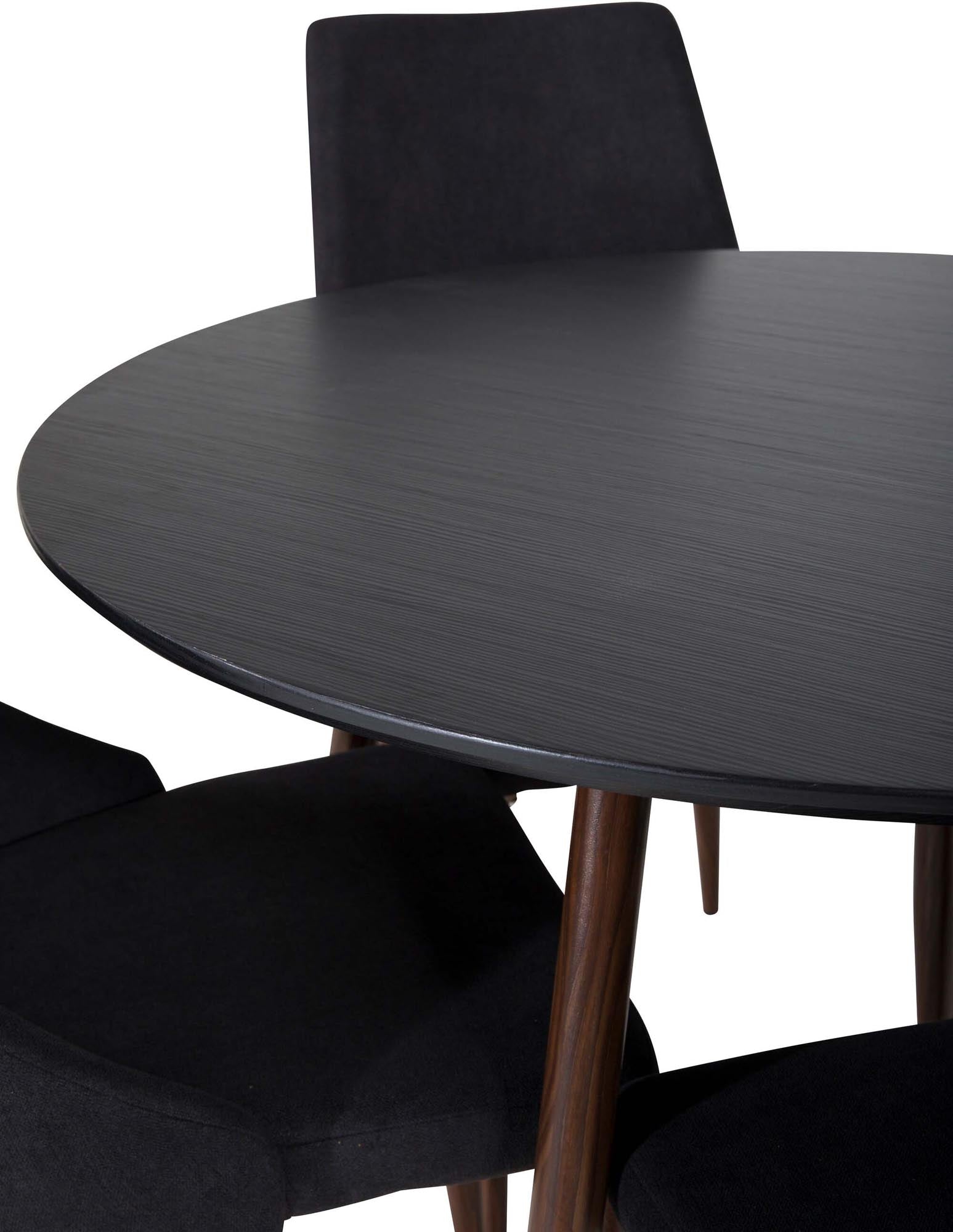 Elegantes Plaza Esszimmerset mit runden Tisch (⌀100cm) und 4 bequemen Leone-Stühlen. Ideal für gesellige Abende und stilvolle Einrichtung.