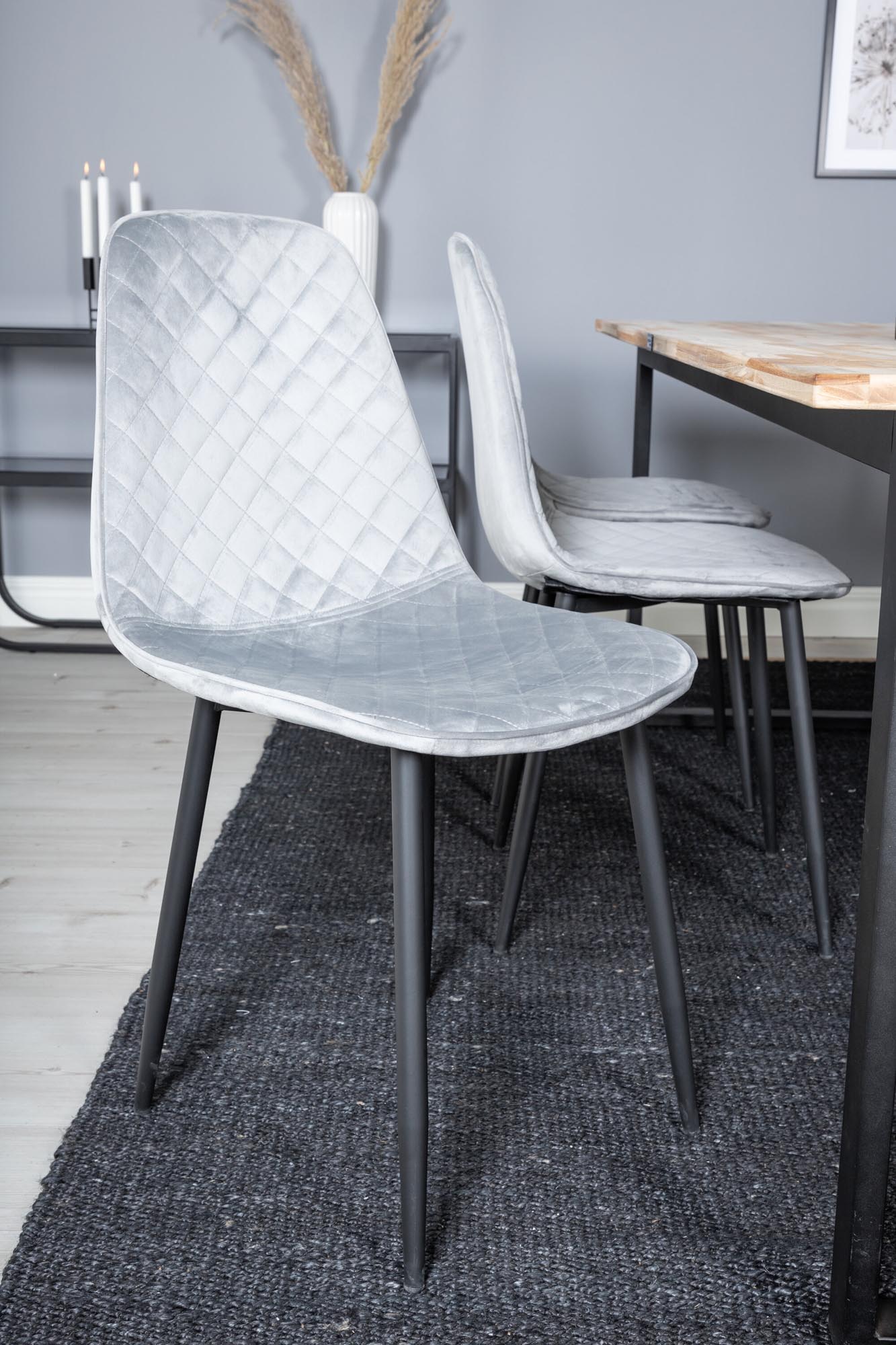 Cirebon Esszimmerset + Polar 200cm/6St. in Schwarzgrau präsentiert im Onlineshop von KAQTU Design AG. Esszimmerset ist von Venture Home
