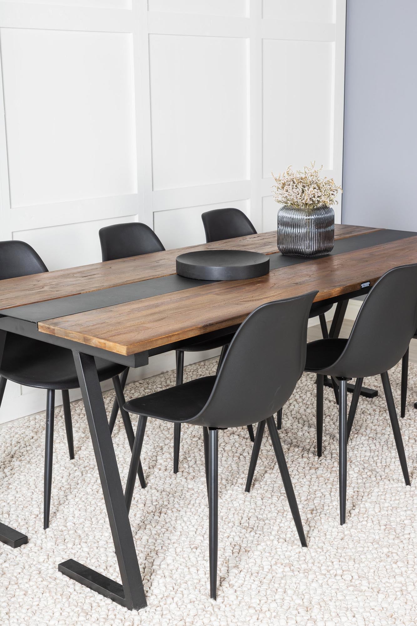 Jakarta Esszimmerset + Polar 200cm/6St. in Schwarz präsentiert im Onlineshop von KAQTU Design AG. Esszimmerset ist von Venture Home