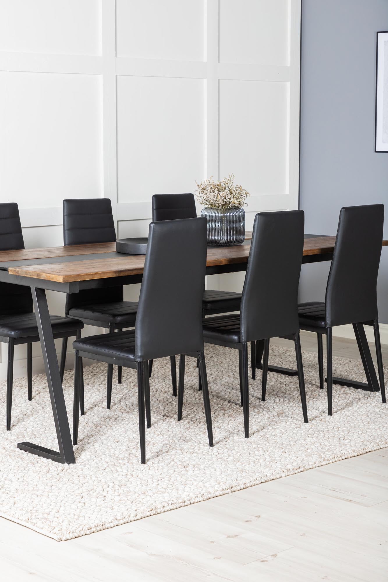 Jakarta Esszimmerset + Slim 200cm/6St. in Schwarz präsentiert im Onlineshop von KAQTU Design AG. Esszimmerset ist von Venture Home