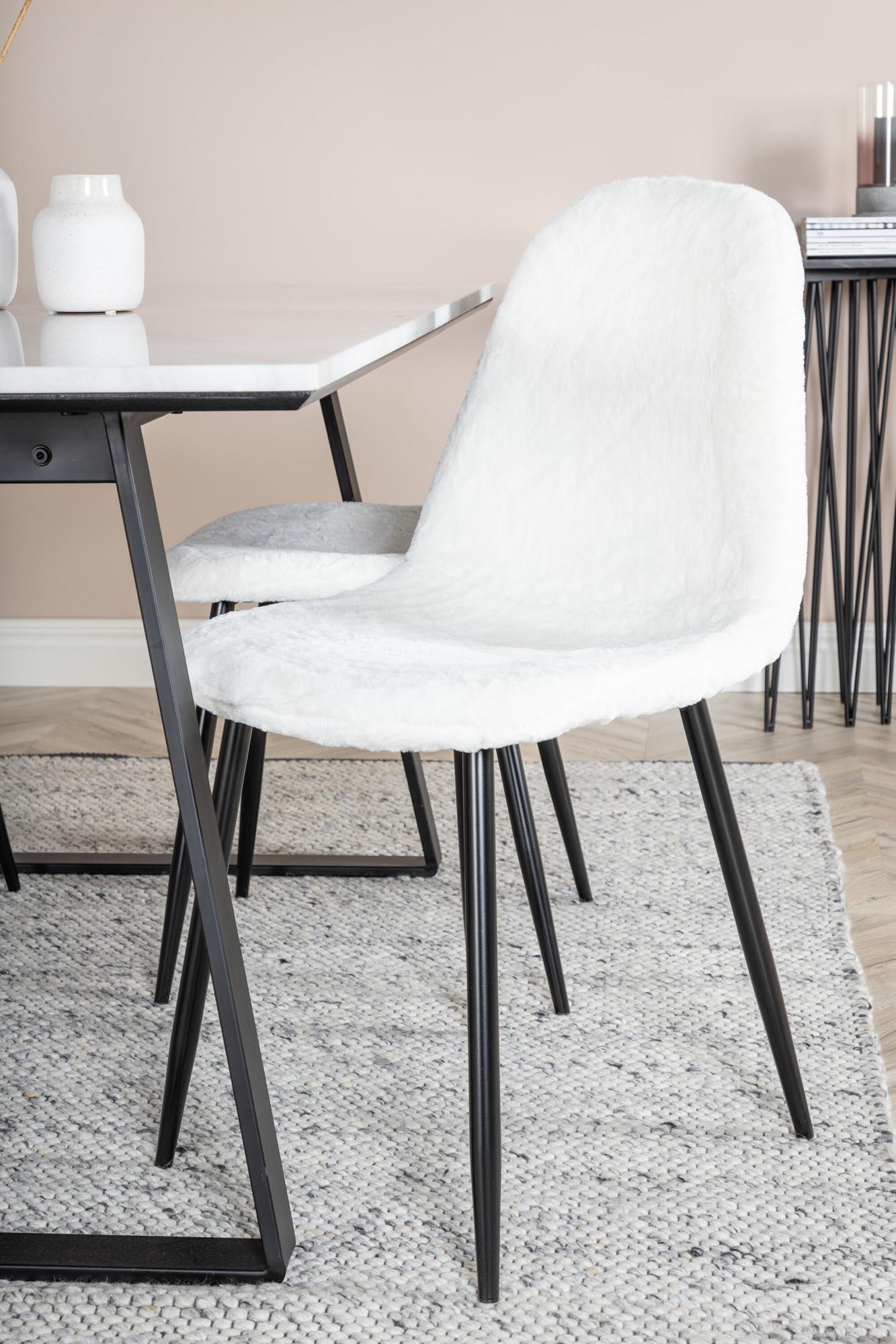 Estelle Esszimmerset + Polar 140cm/4St. in Schwarz-Weiss präsentiert im Onlineshop von KAQTU Design AG. Esszimmerset ist von Venture Home