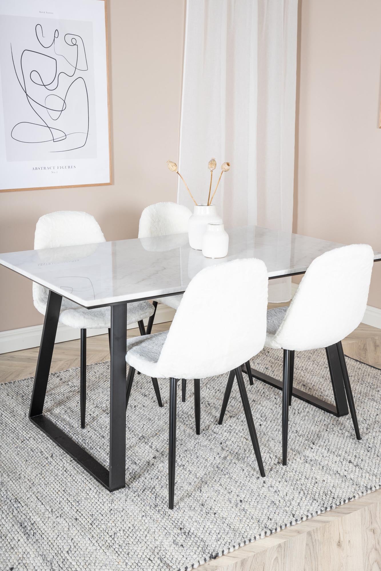 Estelle Esszimmerset + Polar 140cm/4St. in Schwarz-Weiss präsentiert im Onlineshop von KAQTU Design AG. Esszimmerset ist von Venture Home