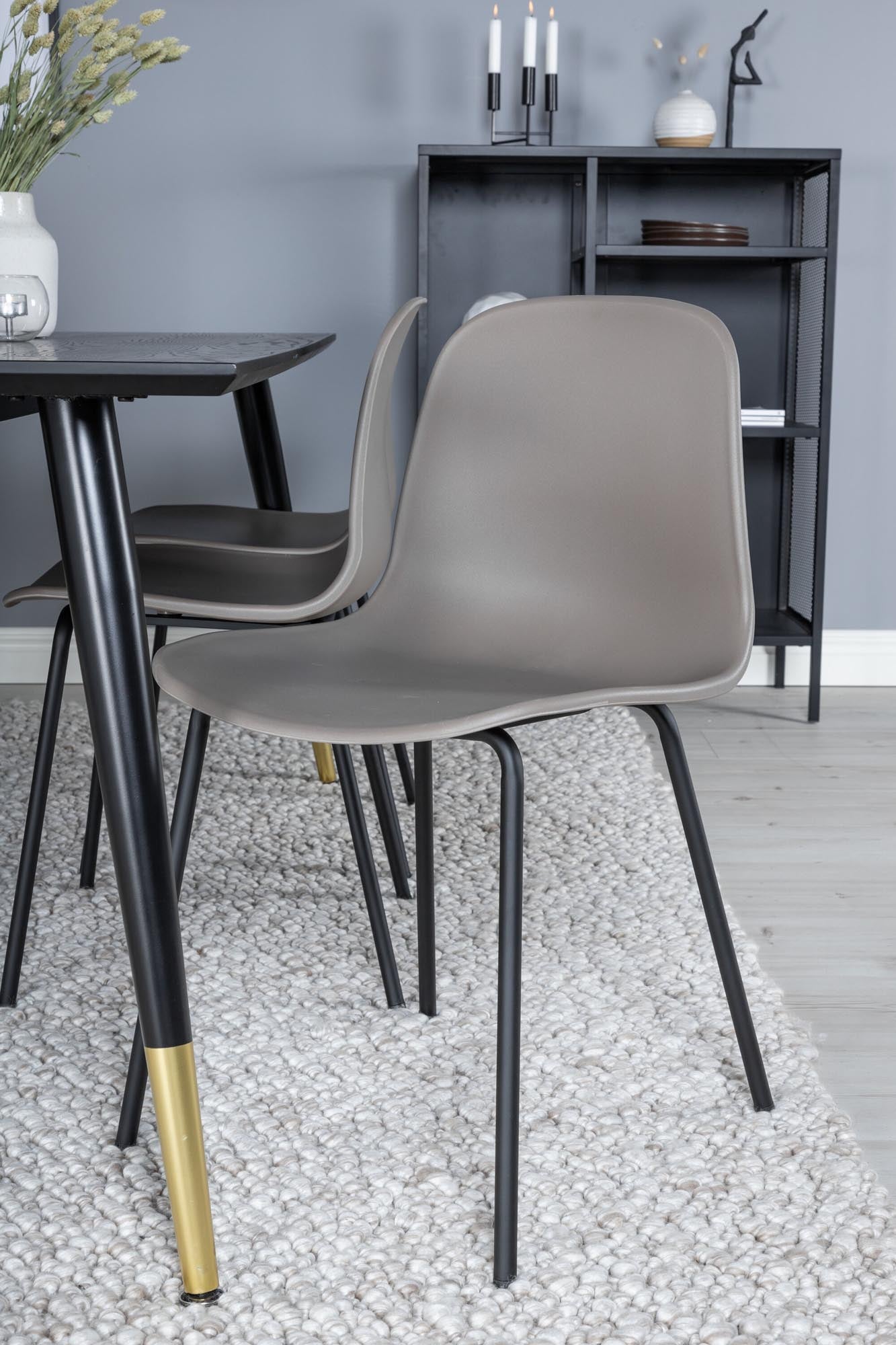 Elegantes Esszimmerset für 6 Personen mit modernem Design und hohem Komfort.