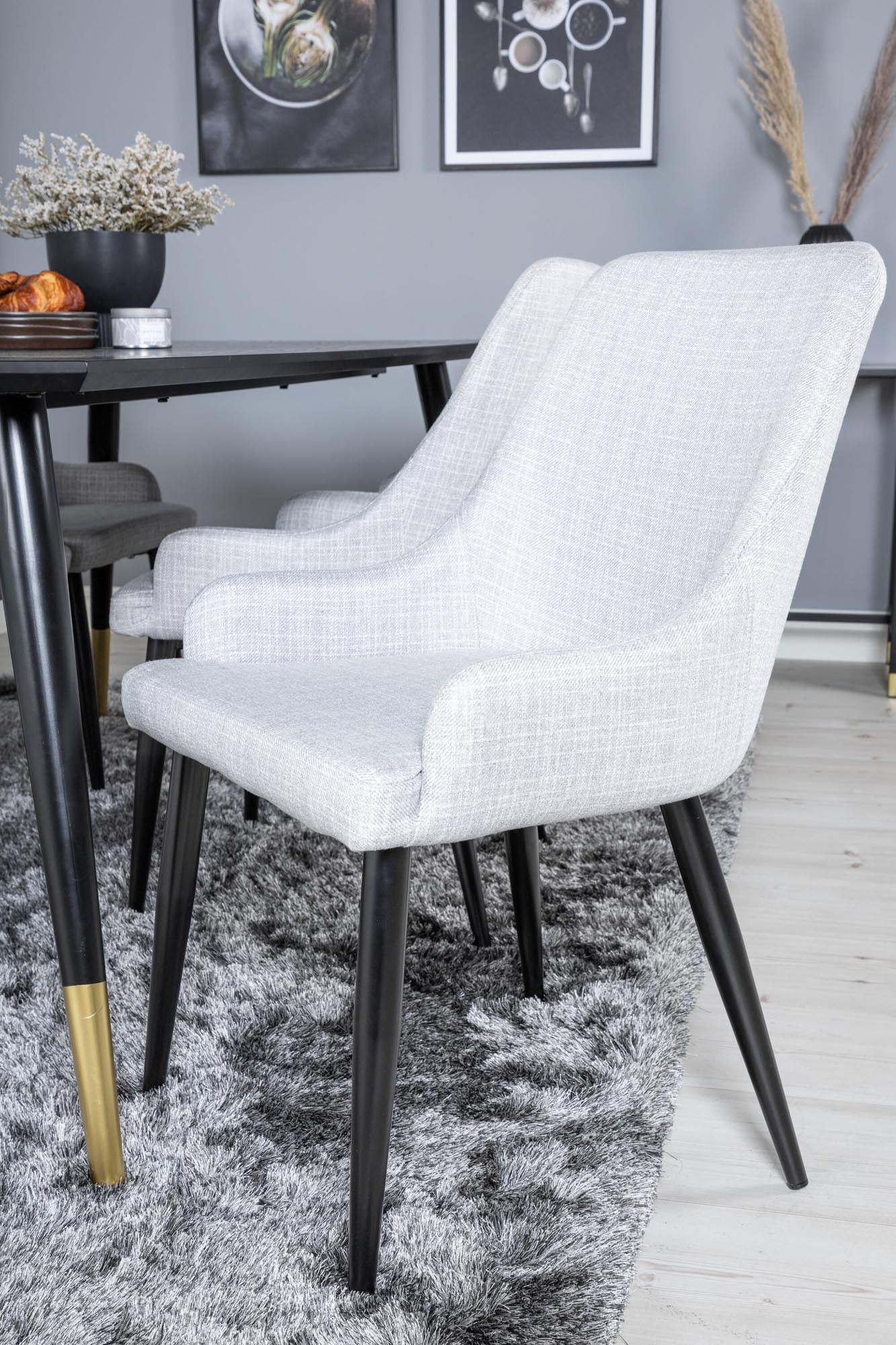 Dipp Esszimmerset + Plaza 180cm/6St. in Schwarz / Gold präsentiert im Onlineshop von KAQTU Design AG. Esszimmerset ist von Venture Home