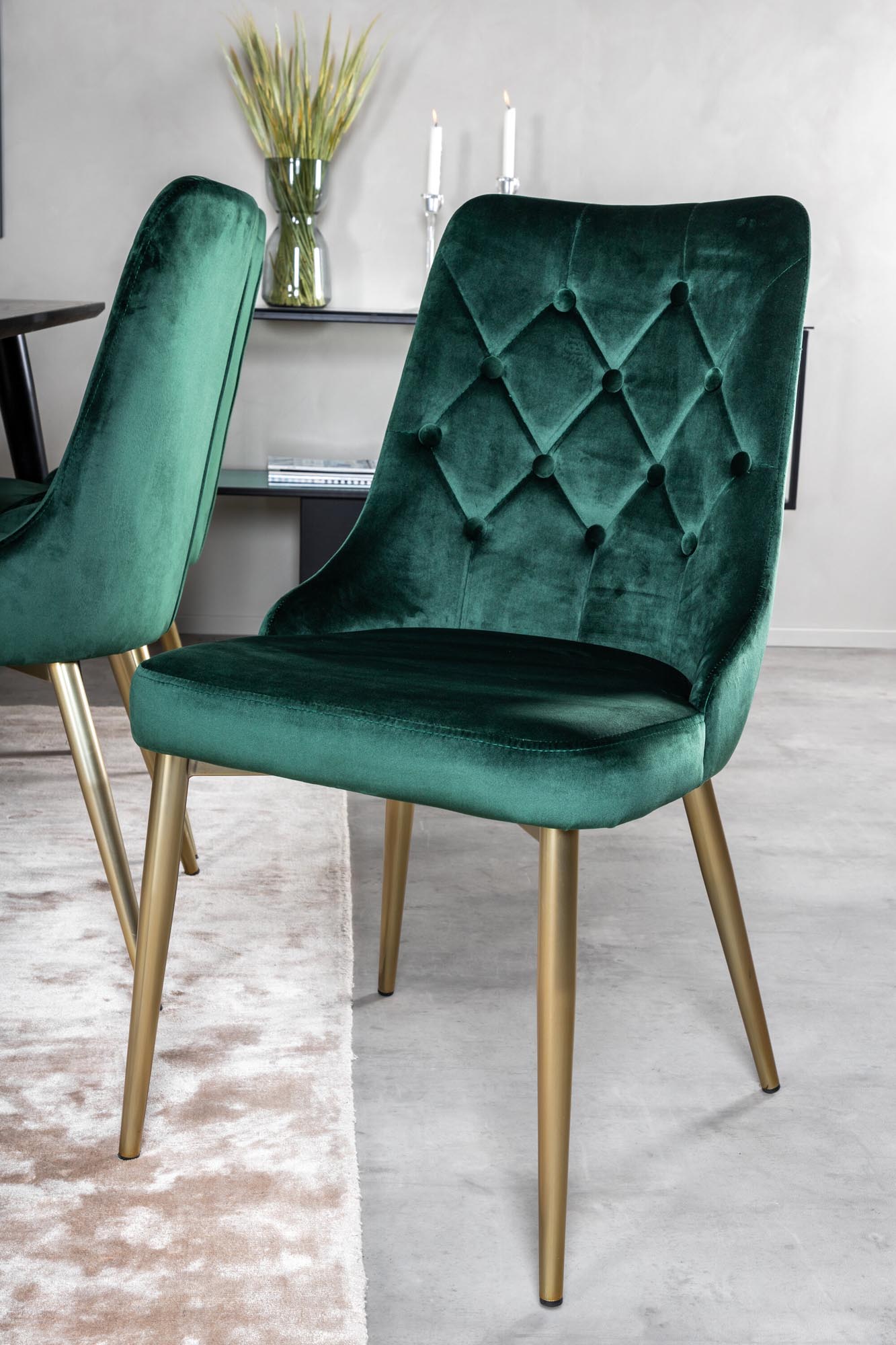 Dipp Esszimmerset + Velvet Deluxe 180cm/6St. in Schwarz / Grün / Gold präsentiert im Onlineshop von KAQTU Design AG. Esszimmerset ist von Venture Home