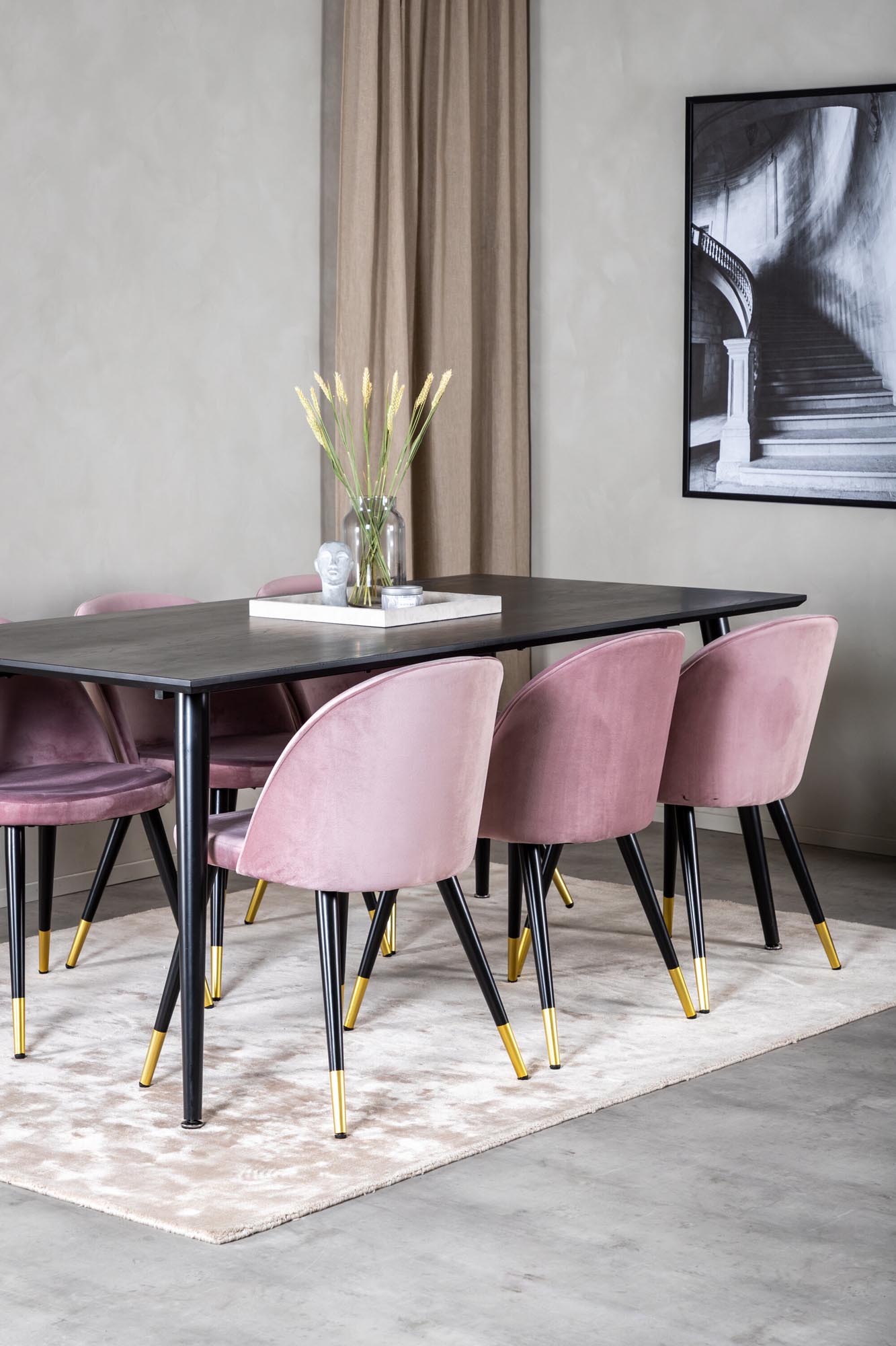 Dipp Esszimmerset + Velvet 180cm/6St. in Schwarz / Altrosa / Gold präsentiert im Onlineshop von KAQTU Design AG. Esszimmerset ist von Venture Home