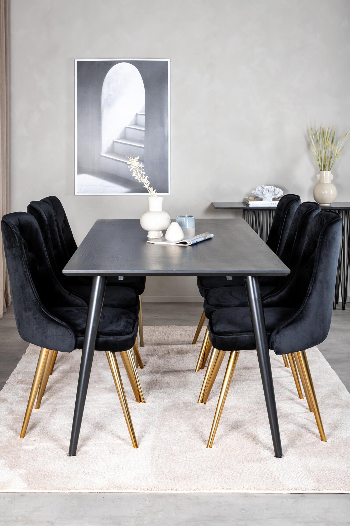 Dipp Esszimmerset + Velvet Deluxe 180cm/6St. in Schwarz / Gold präsentiert im Onlineshop von KAQTU Design AG. Esszimmerset ist von Venture Home