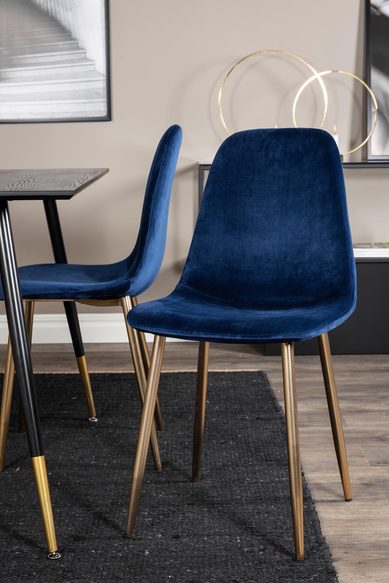 Dipp Esszimmerset + Polar 120cm/4St. in Blau, Gold präsentiert im Onlineshop von KAQTU Design AG. Esszimmerset ist von Venture Home