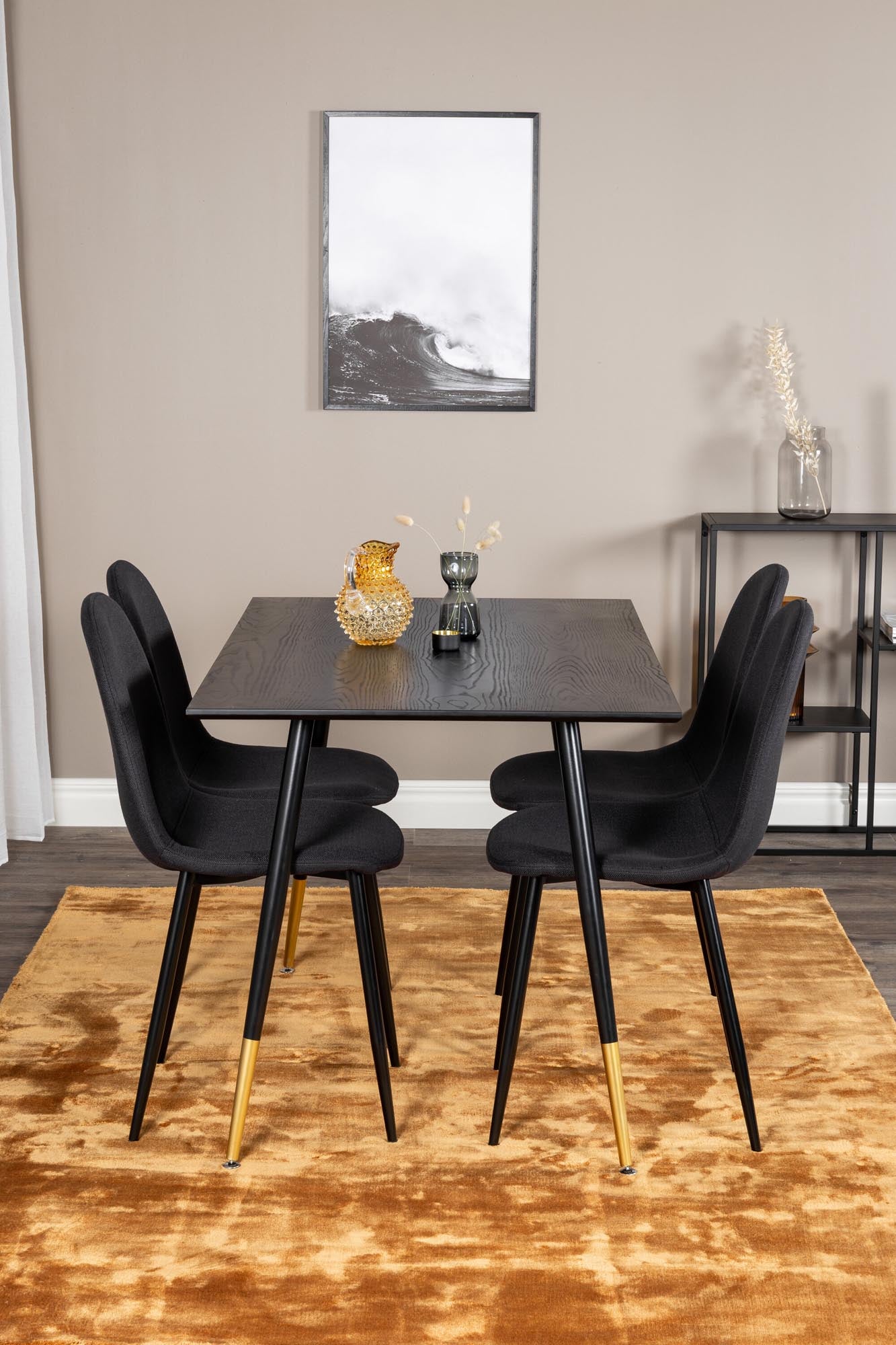 Dipp Esszimmerset + Polar 120cm/4St. in Schwarz präsentiert im Onlineshop von KAQTU Design AG. Esszimmerset ist von Venture Home