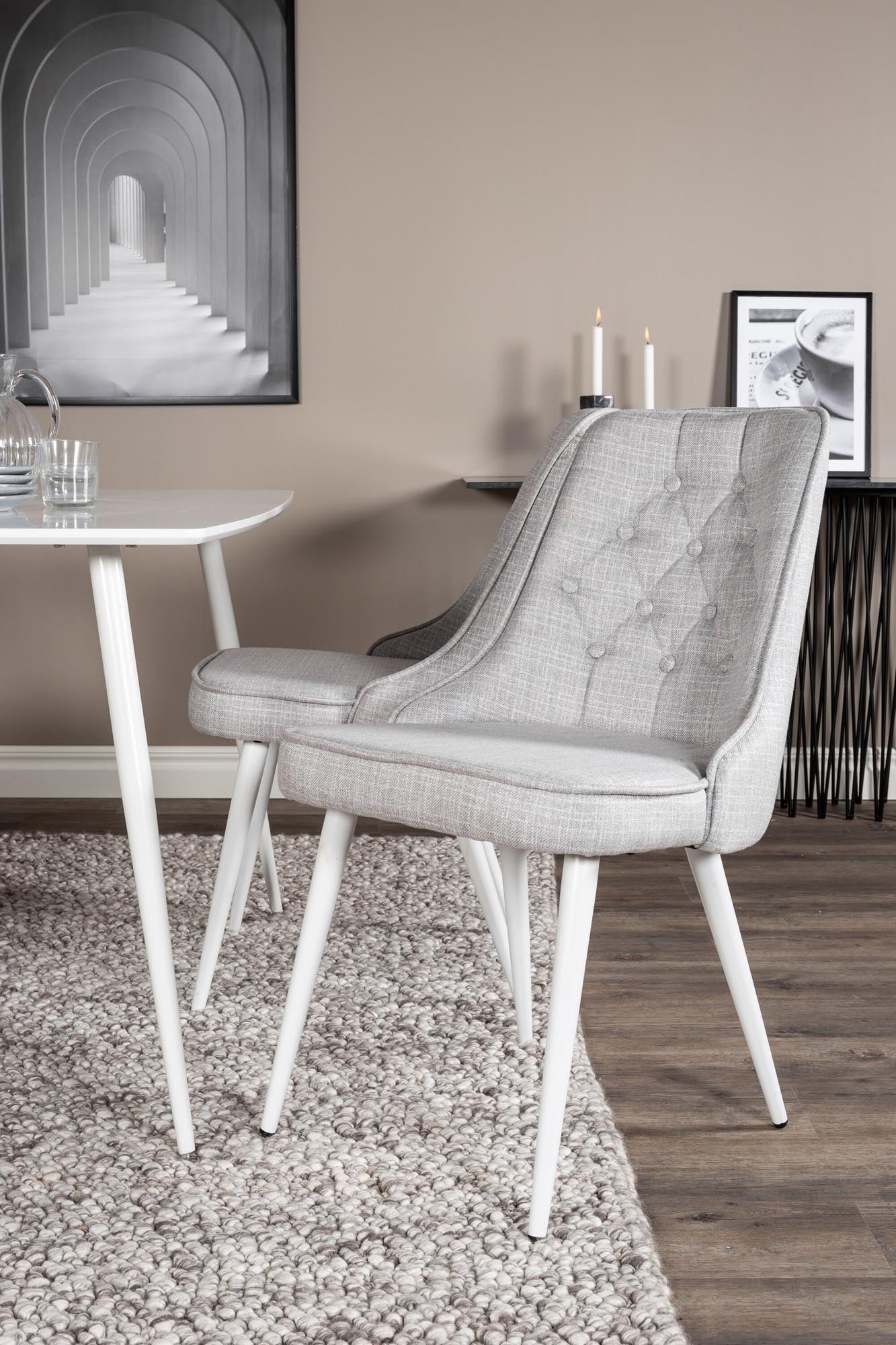Polar Esszimmerset + Velvet Deluxe 120cm/4St. in Weiss präsentiert im Onlineshop von KAQTU Design AG. Esszimmerset ist von Venture Home