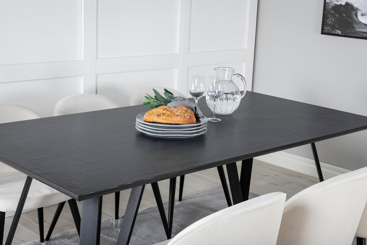 Marina Esszimmerset Velvet 180cm/6St. in Schwarz-Weiss präsentiert im Onlineshop von KAQTU Design AG. Esszimmerset ist von Venture Home