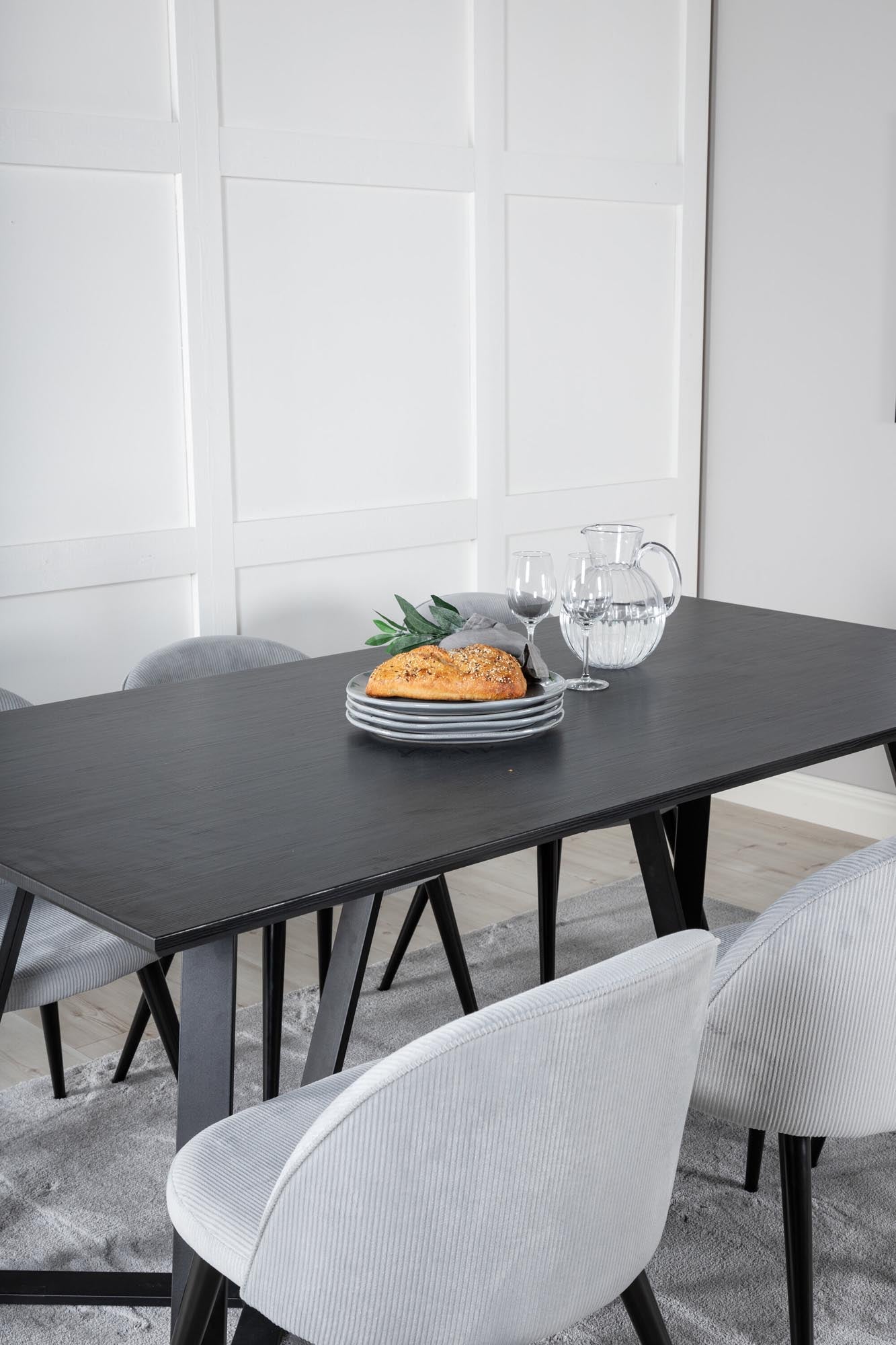 Marina Esszimmerset Velvet: Elegantes 180 cm Set für 6 Personen. Hochwertige Stühle mit samtiger Oberfläche für stilvolle Essmomente.