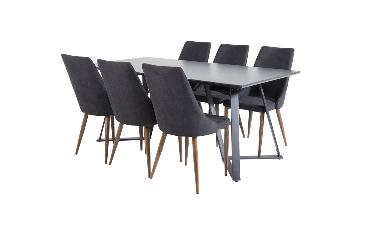 Rechteckiger Esstisch mit schwarzer MDF-Platte und Stahlgestell, kombiniert mit zwei schwarzen Esszimmerstühlen aus MDF und Stahl.