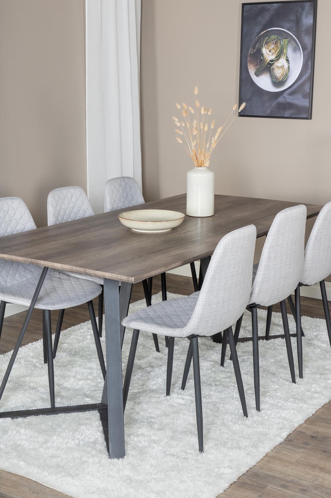 Marina Esszimmerset von Venture Home: 180cm Tisch und 6 Stühle, modernes Design, ideal für stilvolle Esszimmer.