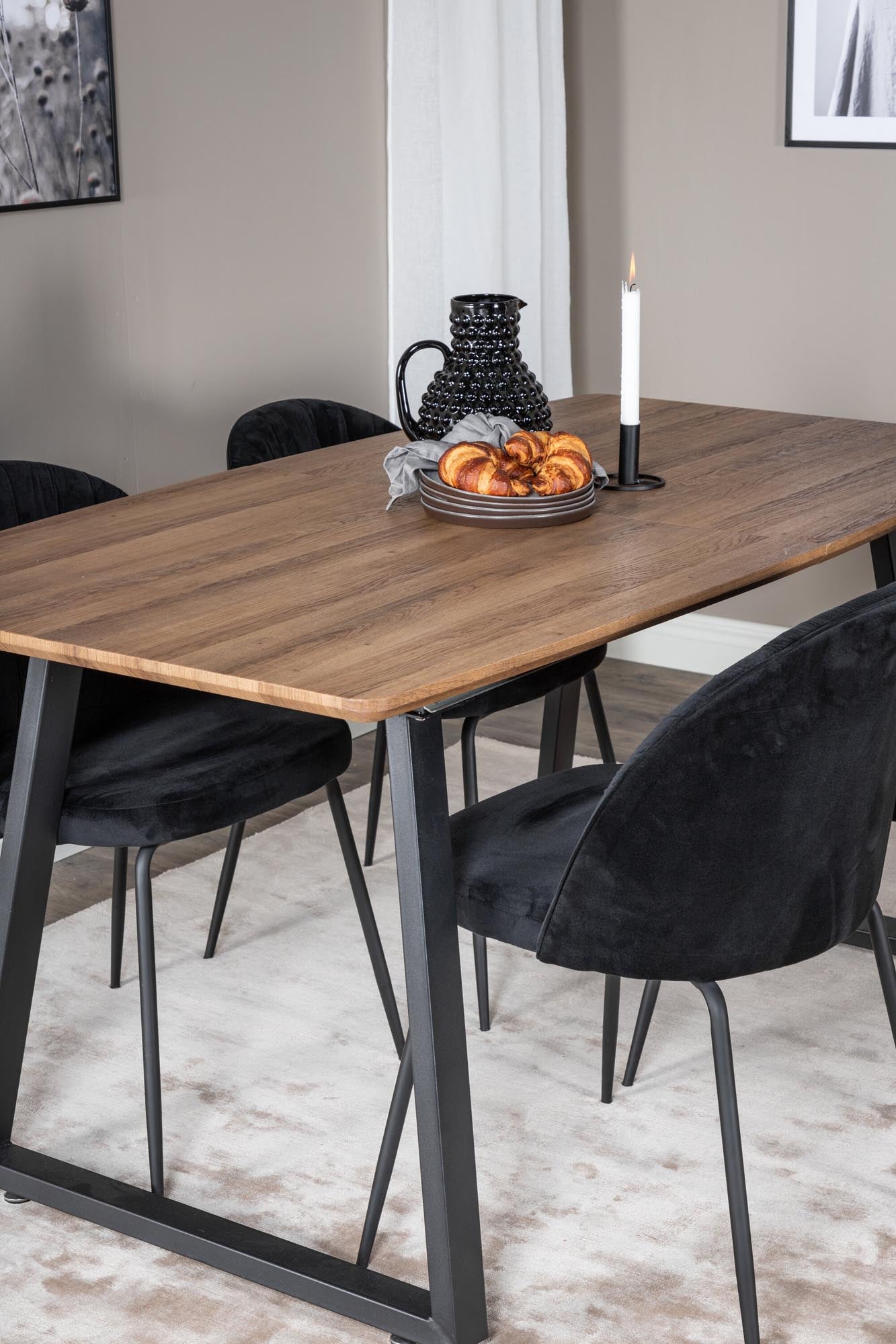 Inca Esszimmerset ausziehbar (Wrinkles) 160cm/4St. in Schwarz präsentiert im Onlineshop von KAQTU Design AG. Esszimmerset ist von Venture Home