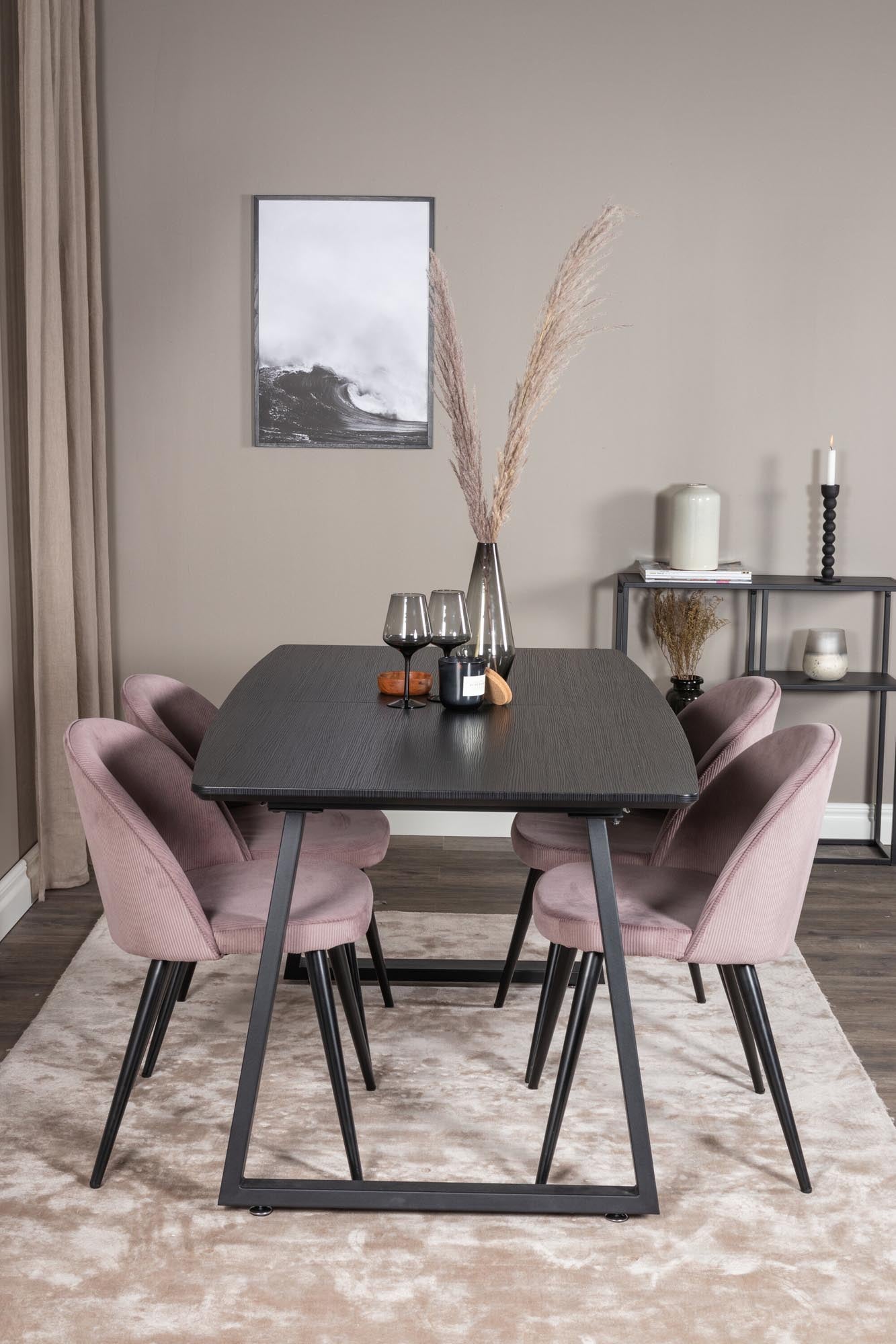 Elegantes Inca Esszimmerset: Ausziehbar, samtig, für stilvolle Abende.