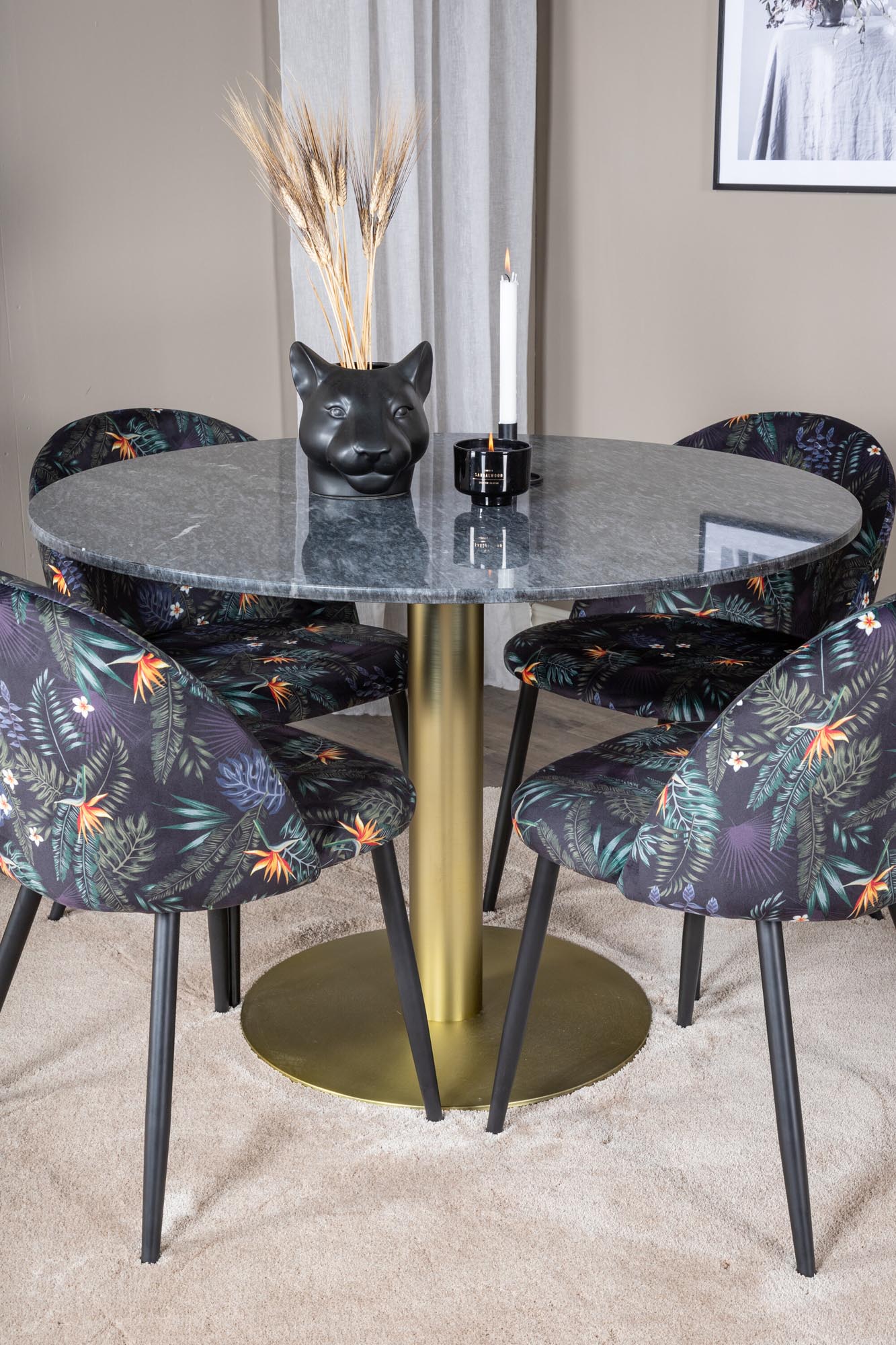 Estelle Esszimmerset + Velvet ⌀106cm/4St. in Schwarz präsentiert im Onlineshop von KAQTU Design AG. Esszimmerset ist von Venture Home