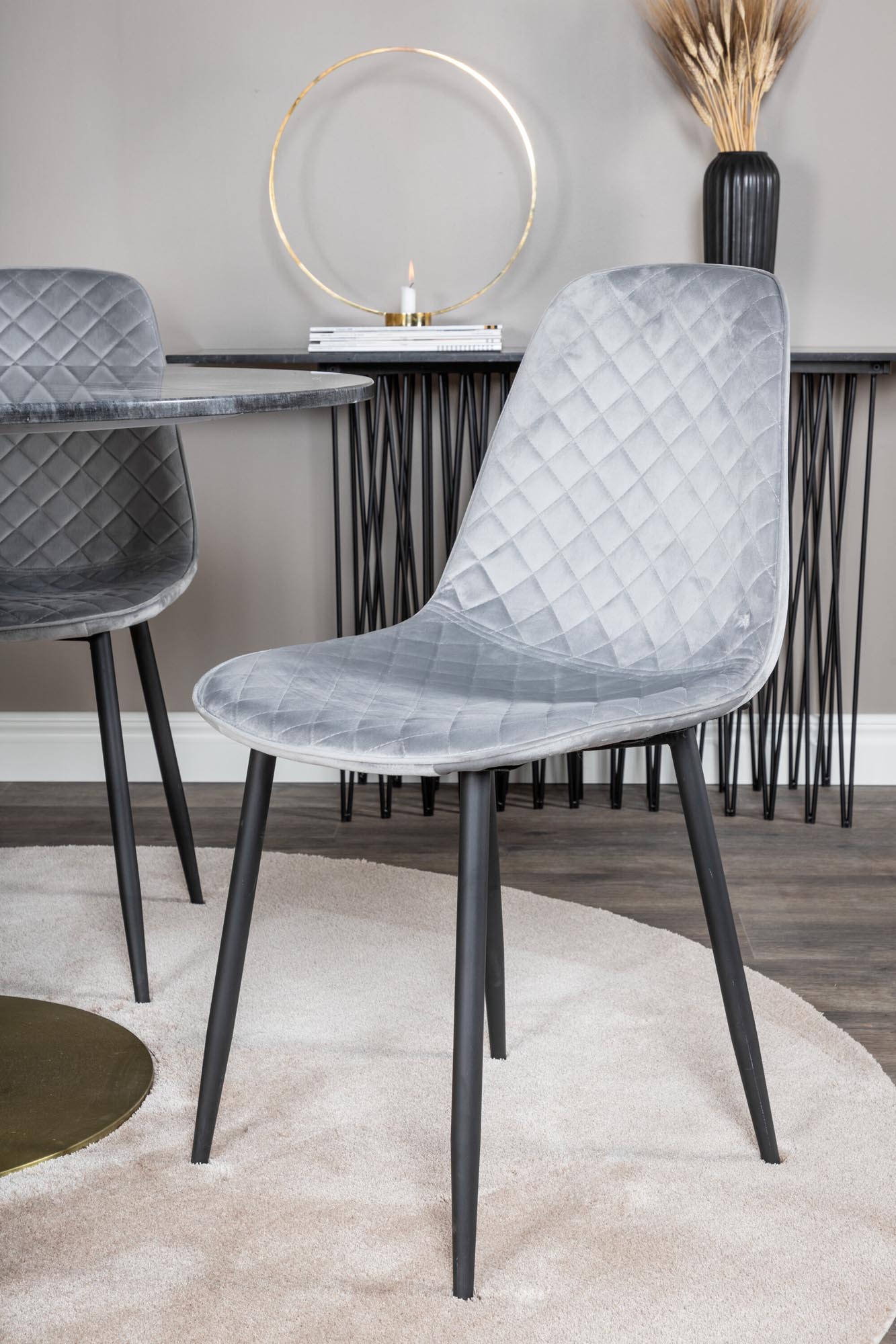 Estelle Esszimmerset: Skandinavische Eleganz für Ihr Zuhause.