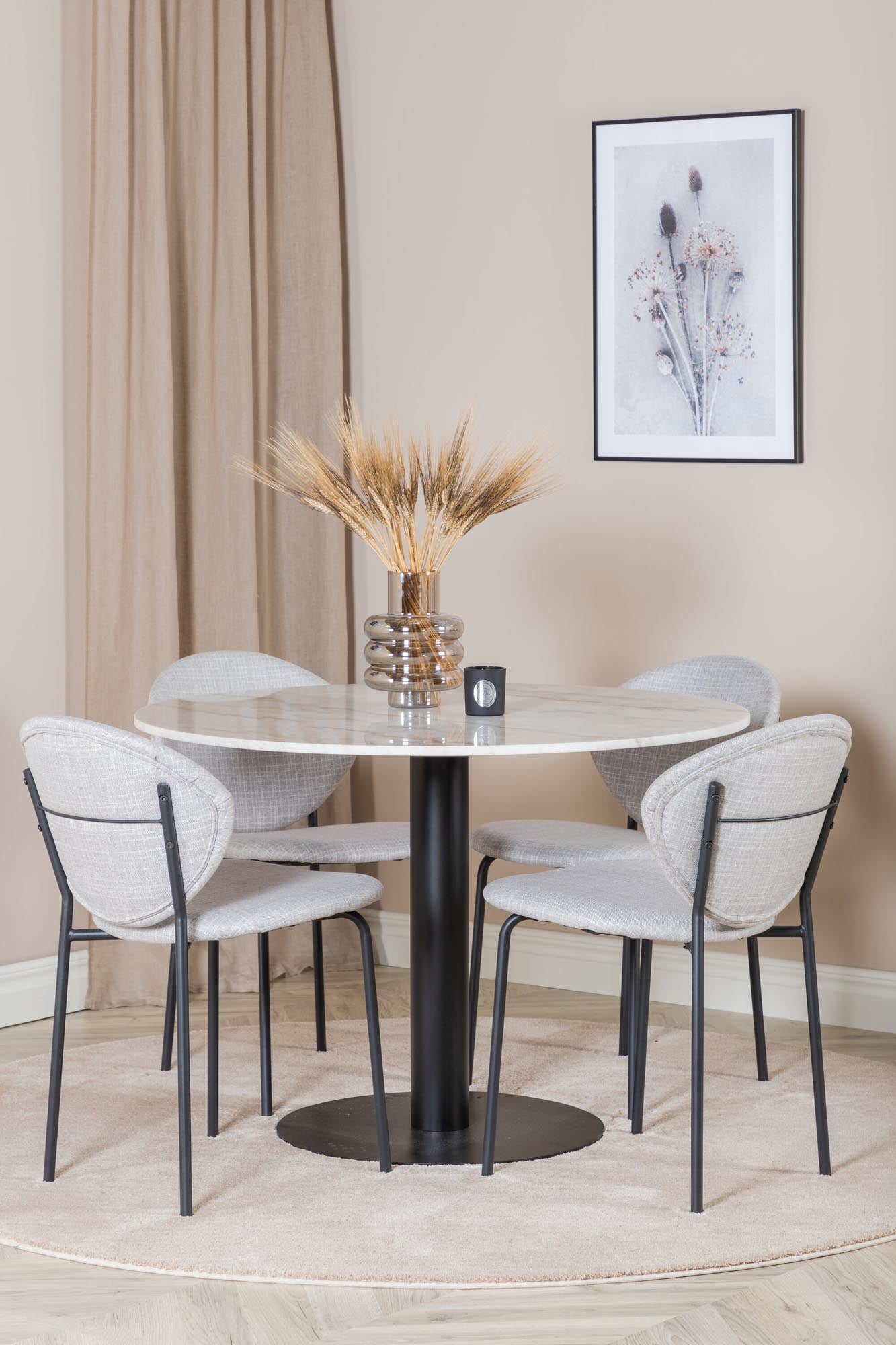 Erleben Sie das stilvolle Estelle Esszimmerset von Venture Home: Ein eleganter Marmortisch und bequeme Vault Stühle für unvergessliche Essensmomente.