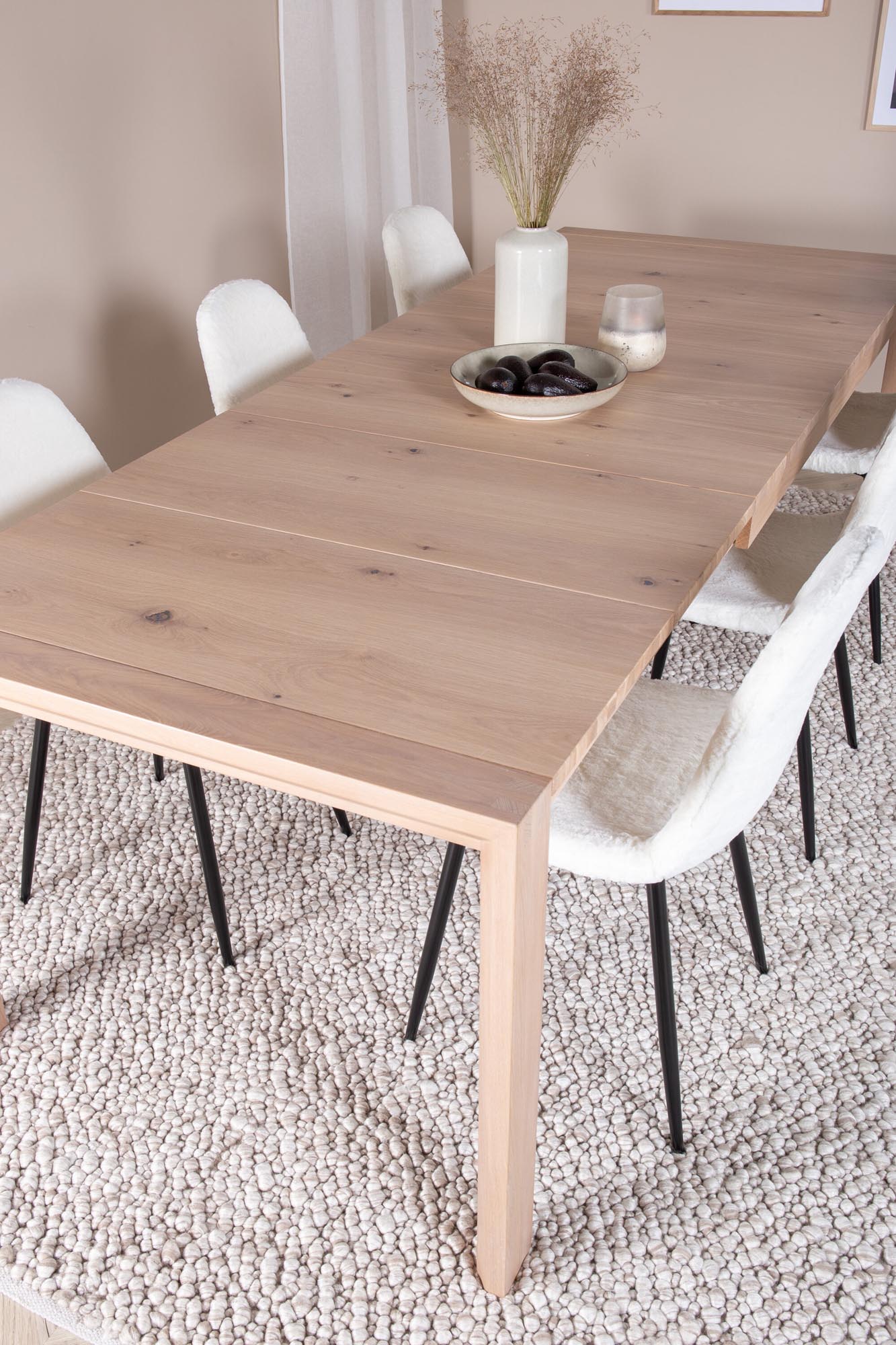 Slider Esszimmerset ausziehbar + Polar 170cm/6St. in Schwarz-Weiss präsentiert im Onlineshop von KAQTU Design AG. Esszimmerset ist von Venture Home