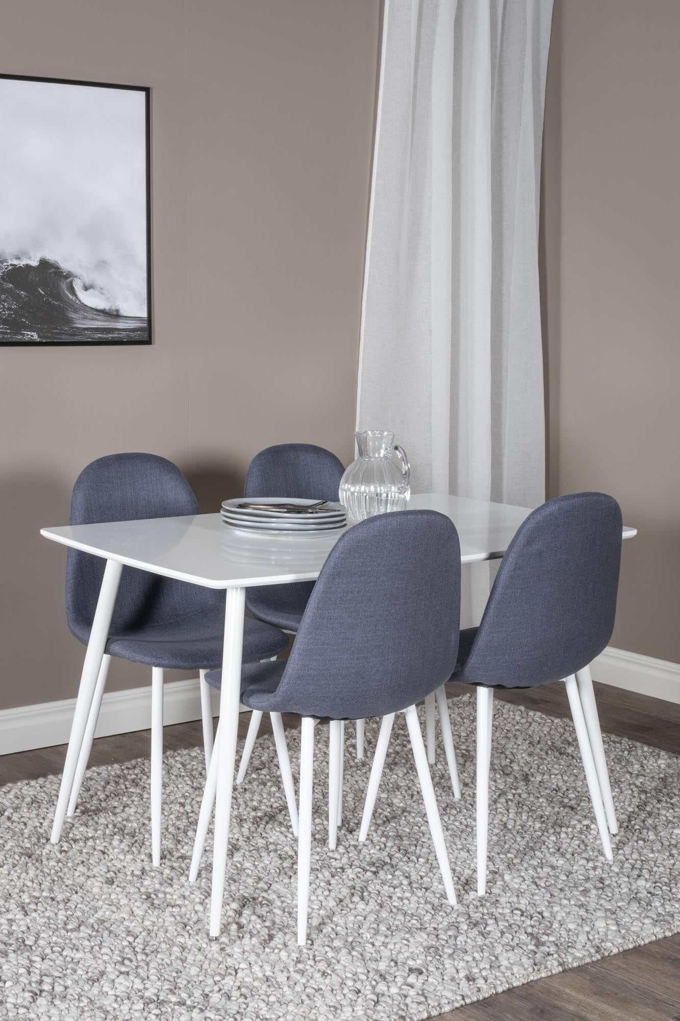 Entdecken Sie das elegante Polar Esszimmerset von Venture Home: Ein 120 cm großer Tisch und 4 ergonomische Stühle aus strapazierfähigem Polyester für gemütliche Essmomente.