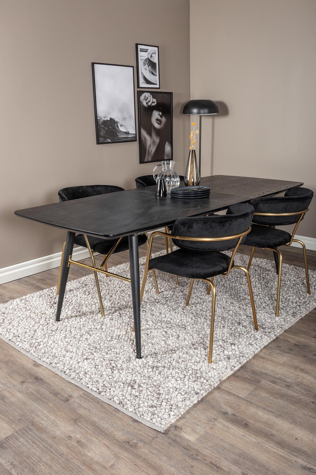 Gold Esszimmerset ausziehbar + Arrow 180cm/4St. in Schwarz / Gold präsentiert im Onlineshop von KAQTU Design AG. Esszimmerset ist von Venture Home