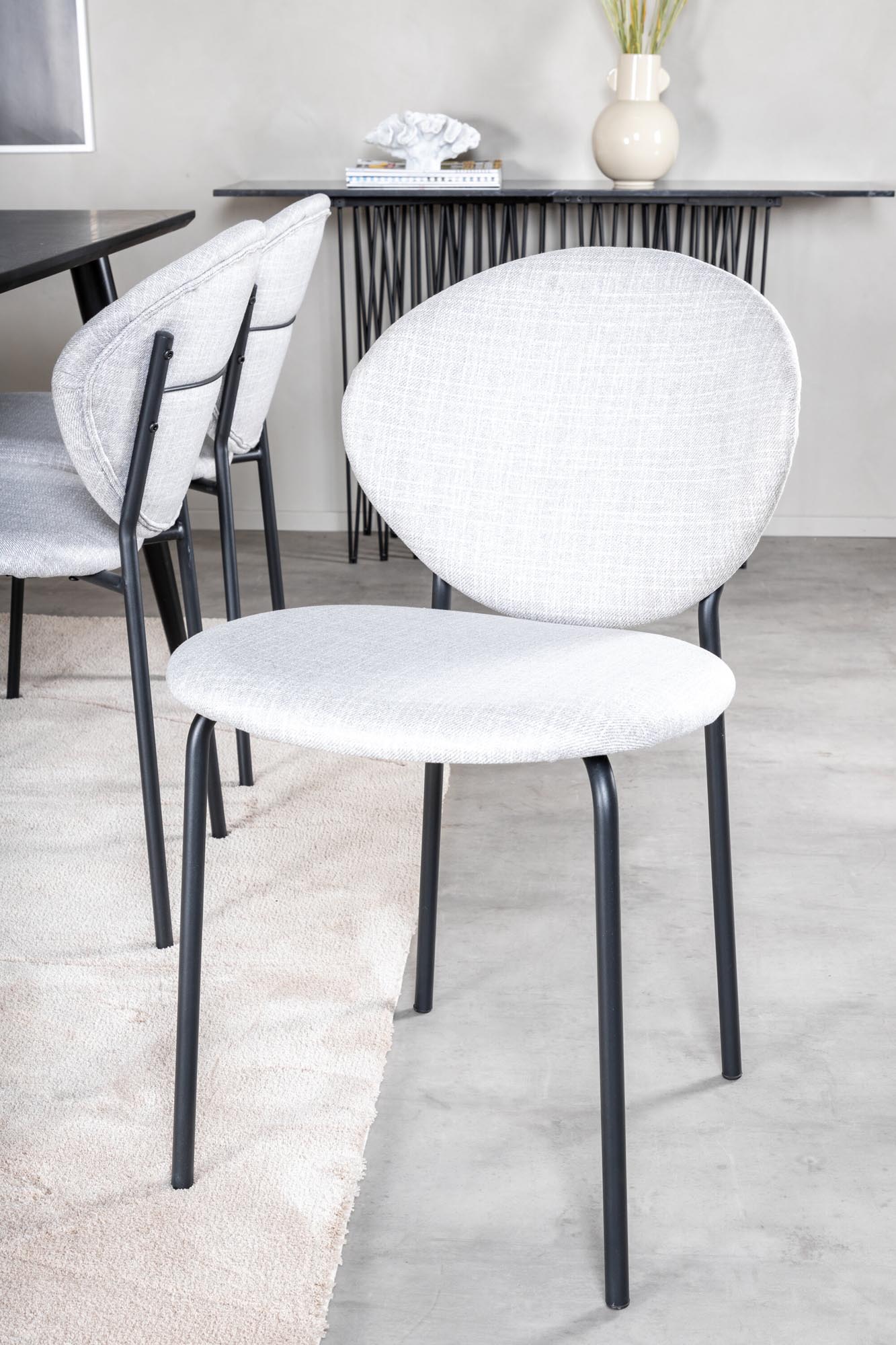 Dipp Esszimmerset + Vault 180cm/6St. in Schwarzgrau präsentiert im Onlineshop von KAQTU Design AG. Esszimmerset ist von Venture Home