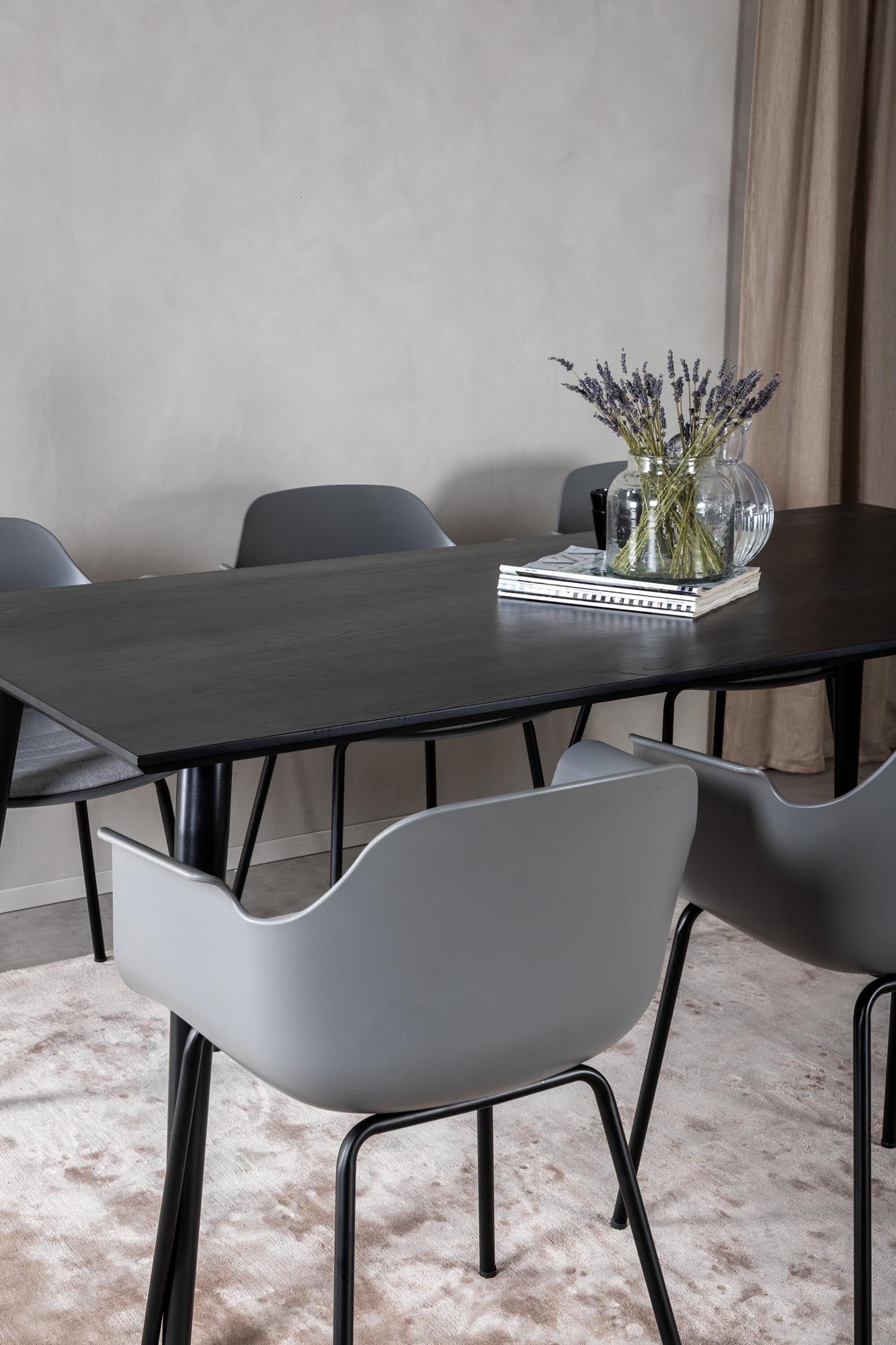 Stilvolles Dipp Esszimmerset: Komfort trifft auf modernes Design.