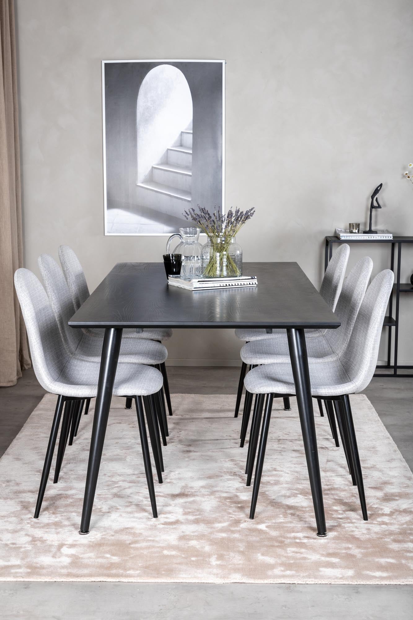 Modernes Esszimmerset für 6: Funktionalität trifft auf skandinavisches Design.