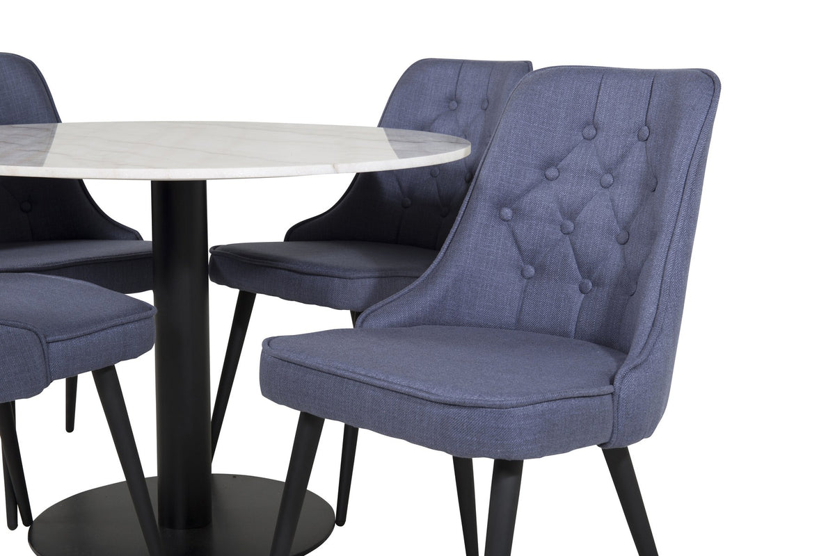 Runder Esstisch mit weisser Marmorplatte und Stahlbeinen, daneben zwei gepolsterte Stühle in Blau mit schwarzem Metallgestell.