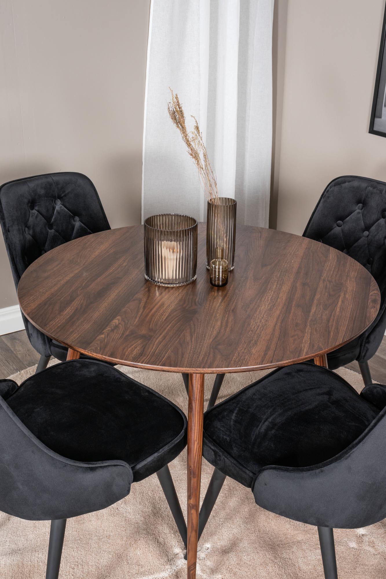 Elegantes Plaza Esszimerset mit Velvet Deluxe, 100cm, 4 Stühle.