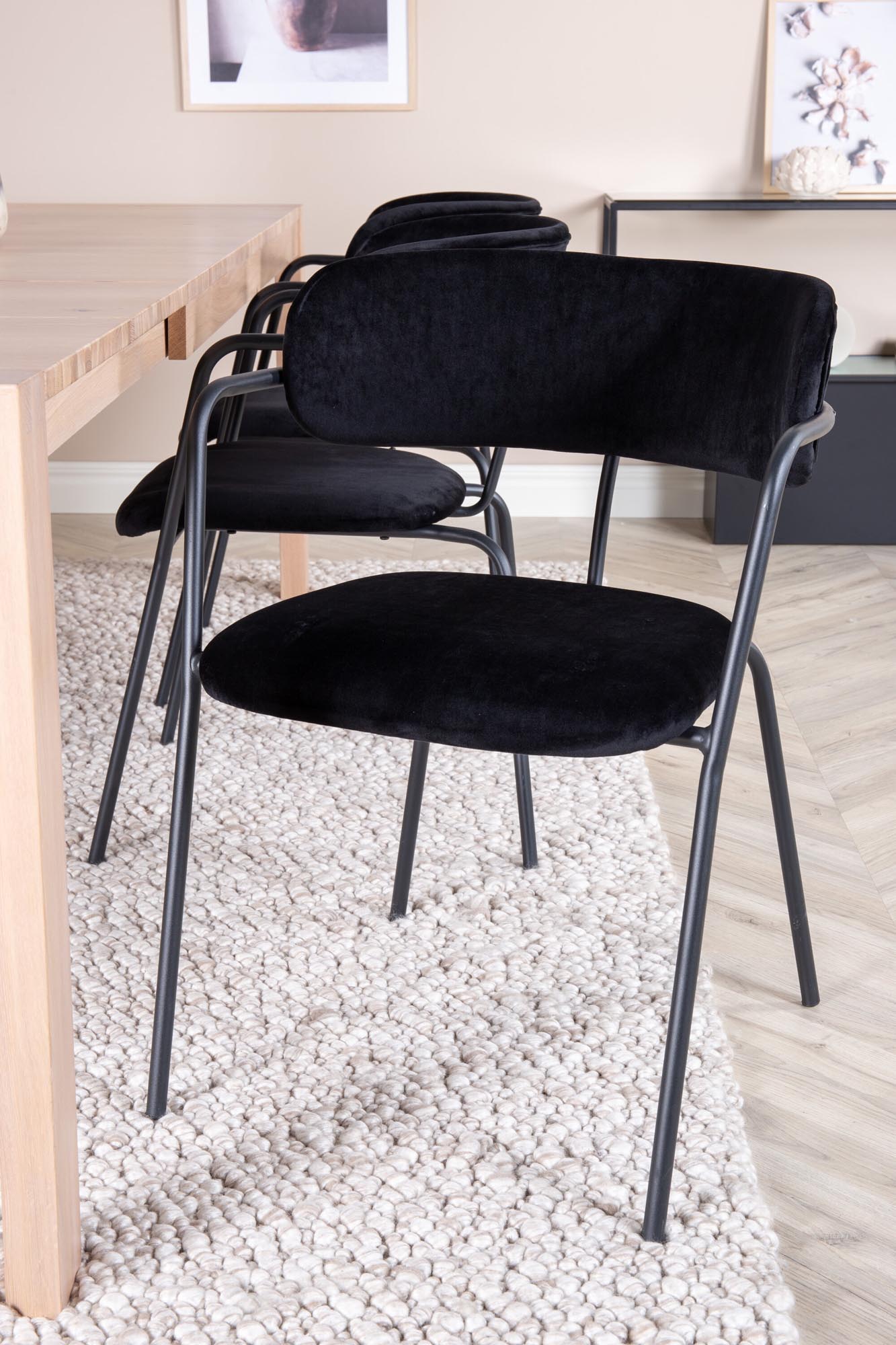 Modernes, ausziehbares Esszimmerset von Venture Home für stilvolle Dinner mit bis zu 6 Personen. Komfortable Polly Stühle in edlem Samt.