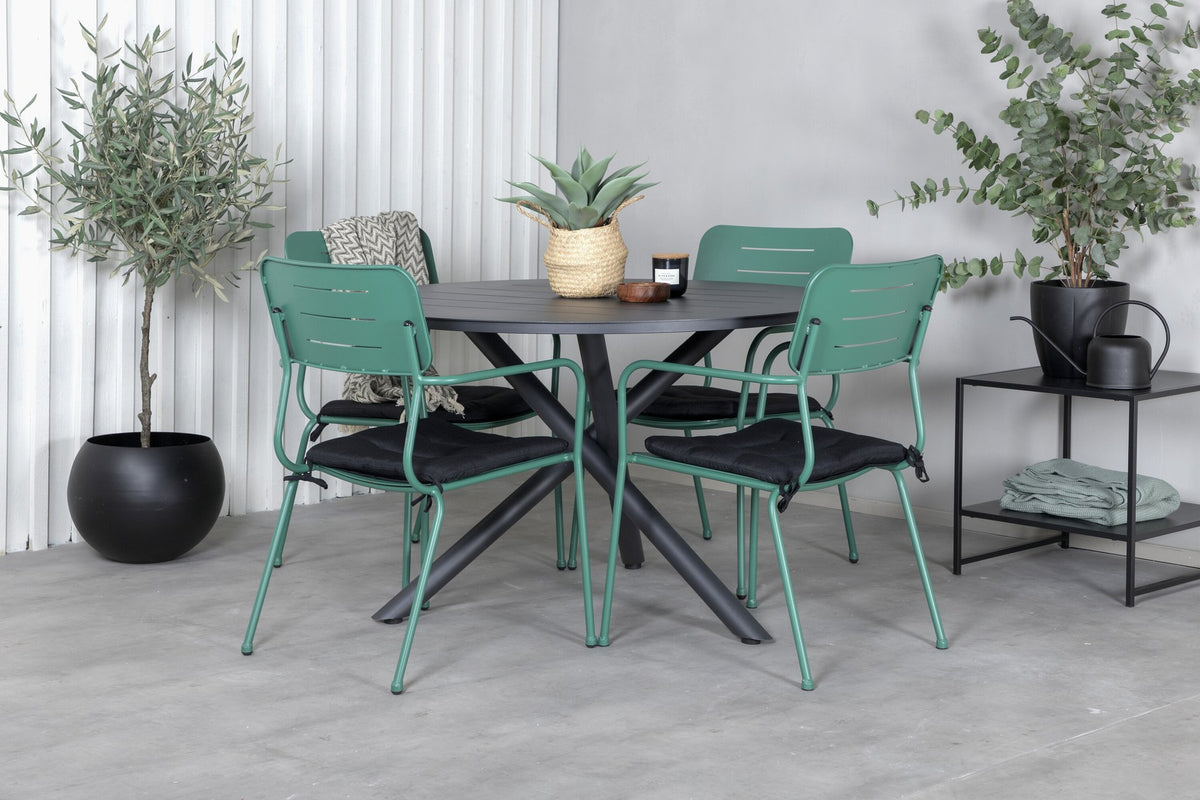 Zwei grüne Aluminium-Stühle mit Polsterbezug und ein runder schwarzer Aluminiumtisch mit Stahlbeinen, Gartentischset von Venture Home.