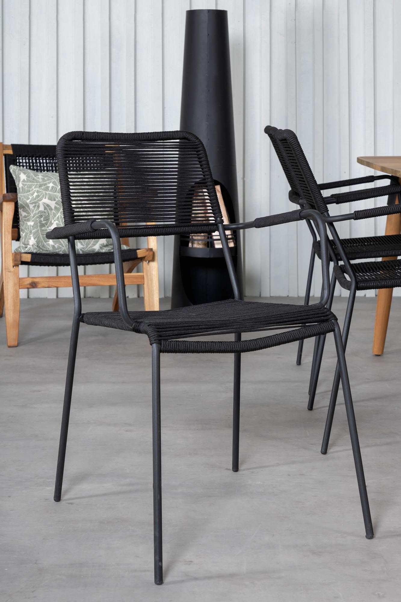 Julian Outdoor-Tischset + Lindos Armchair 210cm/6St. in Schwarz präsentiert im Onlineshop von KAQTU Design AG. Gartentischset ist von Venture Home