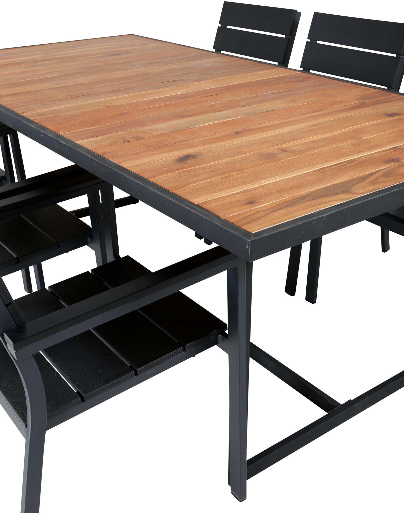 Stilvolles Khung Tischset: Ideal für grosse Outdoor-Events.