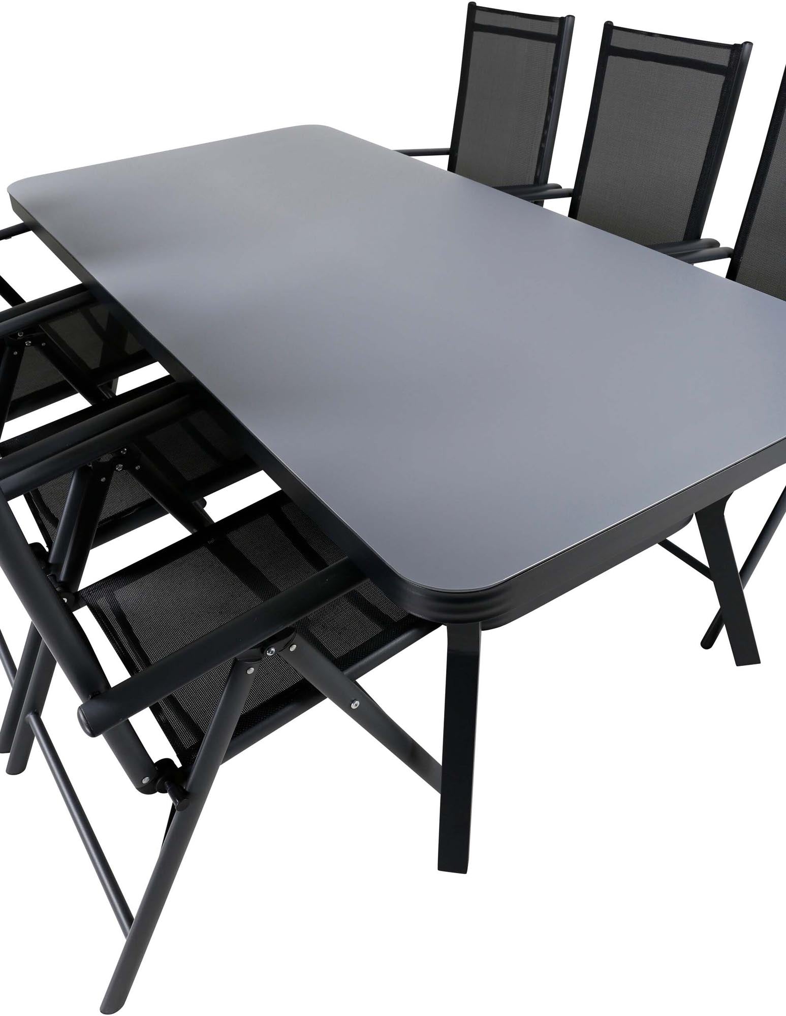 Entdecken Sie das Virya Outdoor-Tischset von Venture Home – ideal für gesellige Abende im Freien mit Platz für bis zu sechs Personen.