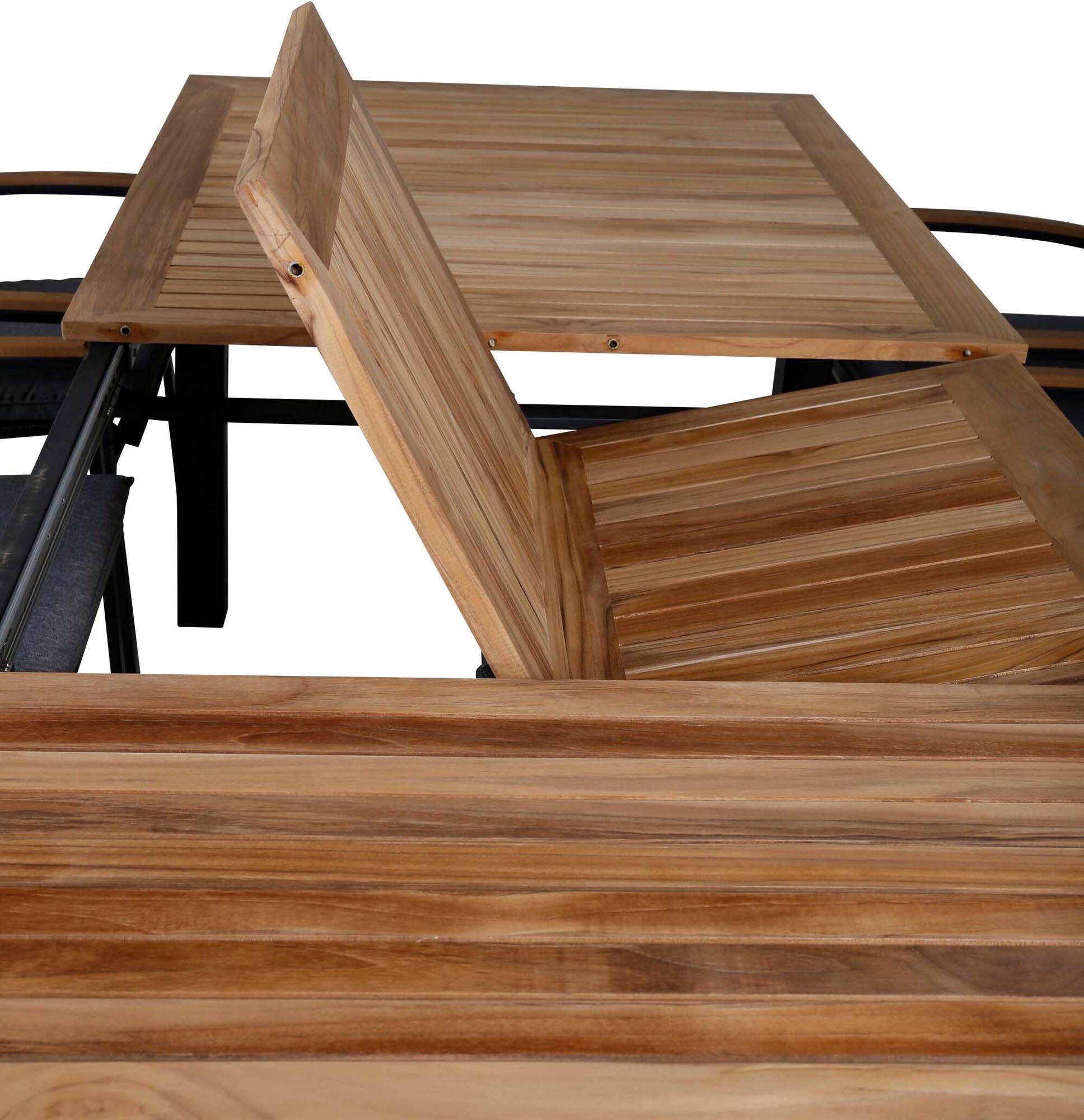 Elegantes Panama Outdoor-Tischset für 8 Personen von Venture Home. Wetterfeste Materialien und modernes Design schaffen eine perfekte Atmosphäre für gesellige Abende im Freien.