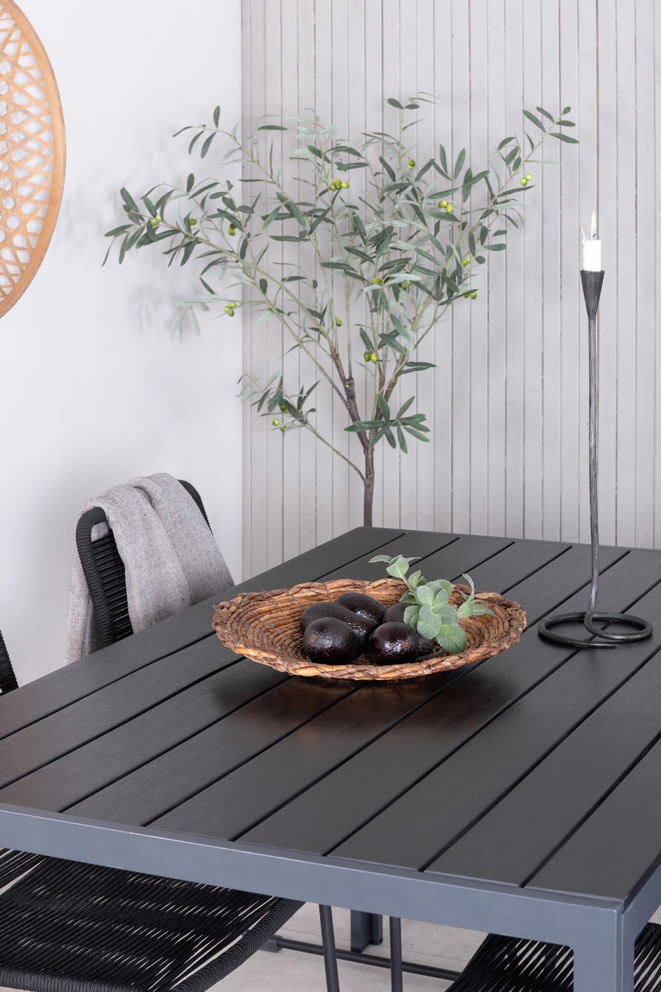 Break Outdoor-Tischset + Lindos Stack 150cm/4St. in Schwarz präsentiert im Onlineshop von KAQTU Design AG. Gartentischset ist von Venture Home