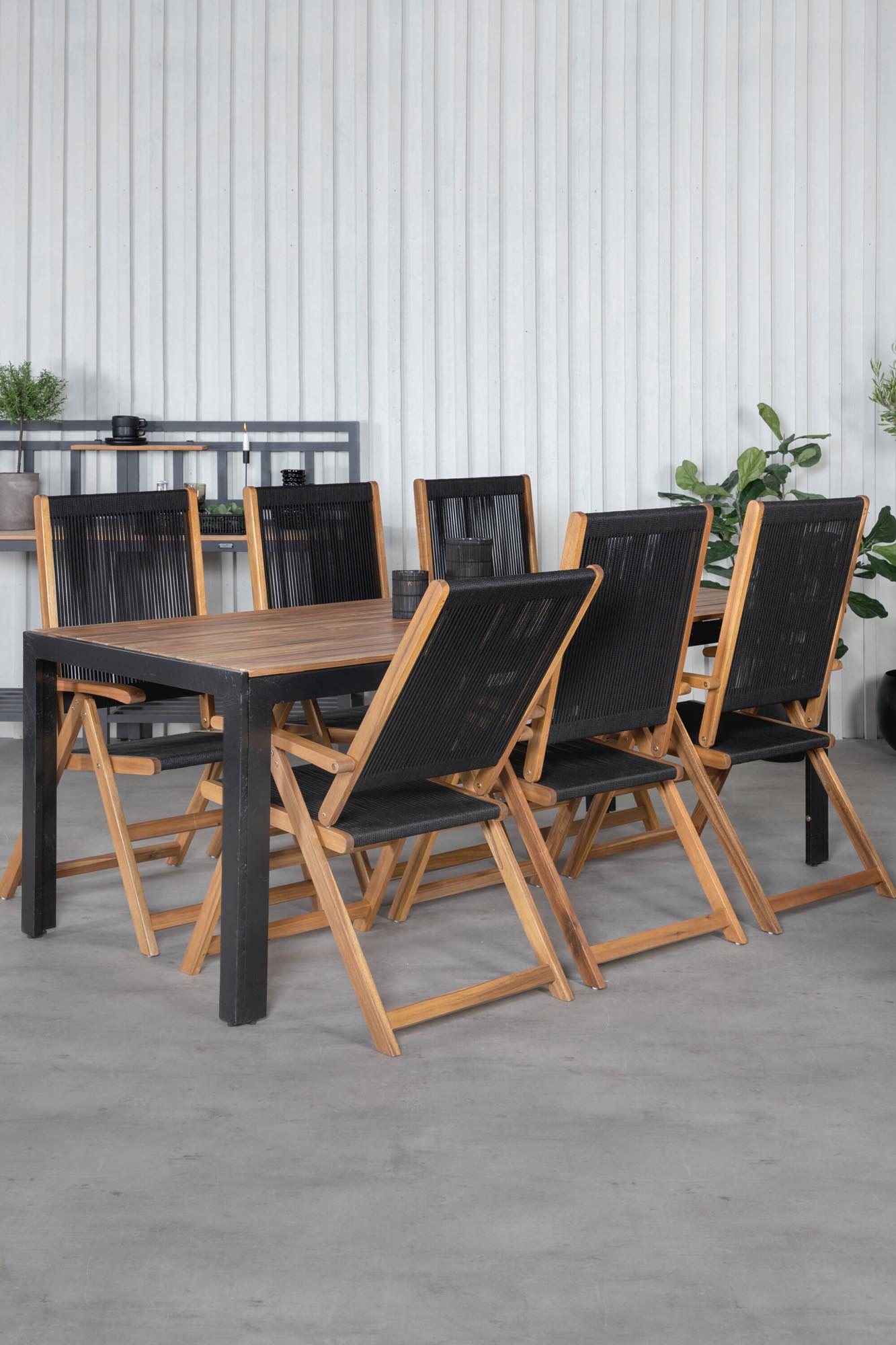Bois Outdoor-Tischset + Litte John 205cm/6St. in Schwarz, Natur präsentiert im Onlineshop von KAQTU Design AG. Gartentischset ist von Venture Home