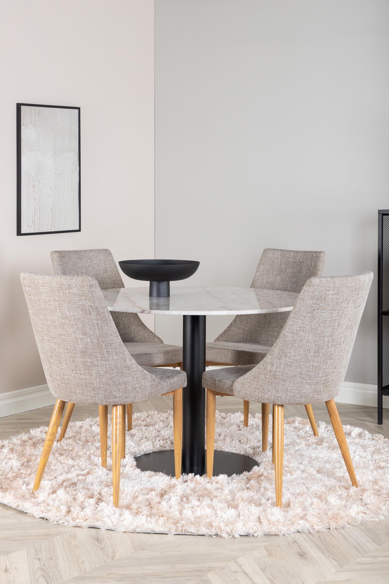 Estelle Esszimmerset + Leone ⌀106cm/4St. in Hellgrau, Natur präsentiert im Onlineshop von KAQTU Design AG. Esszimmerset ist von Venture Home